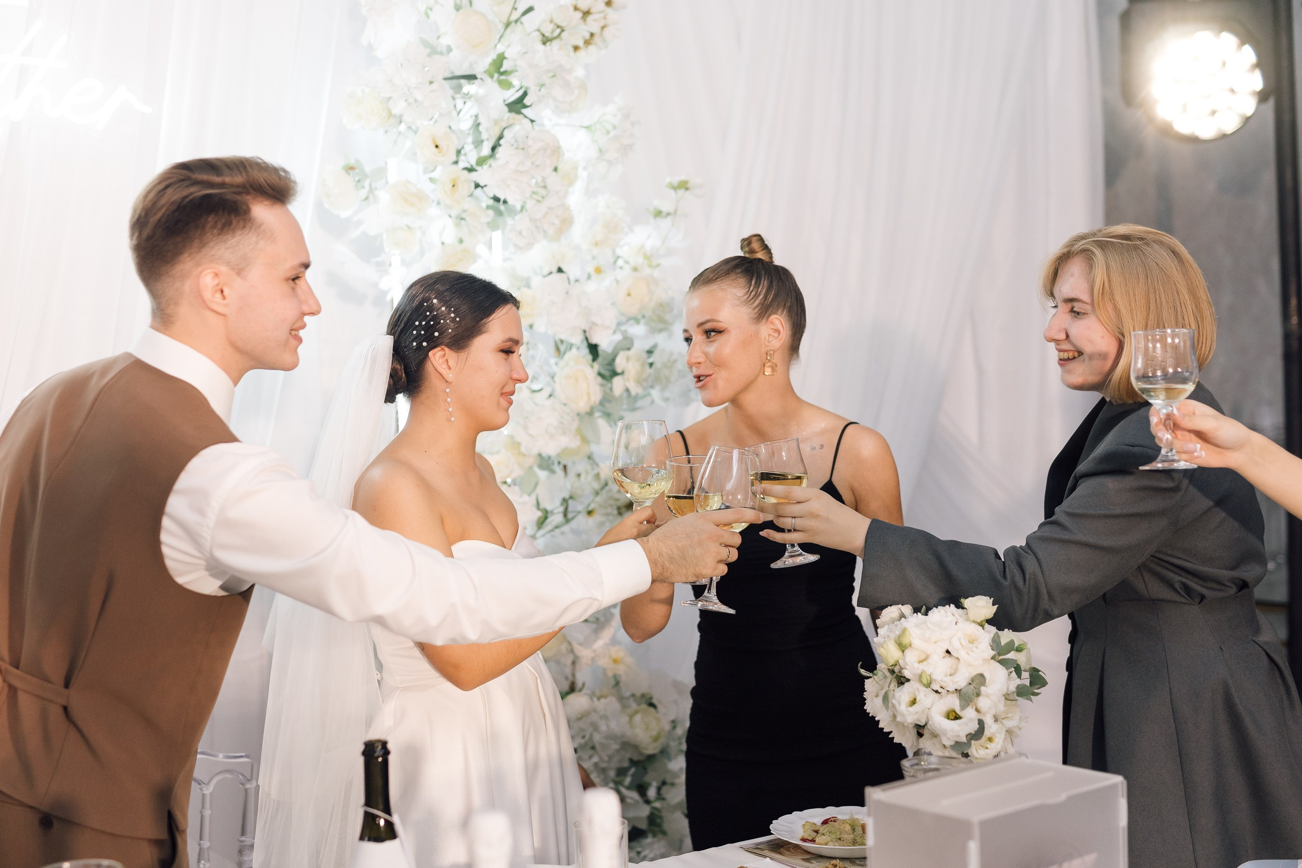 Полина и Костя. Свадебный фотограф Нижний Тагил Екатеринбург Серёдкина Виктория