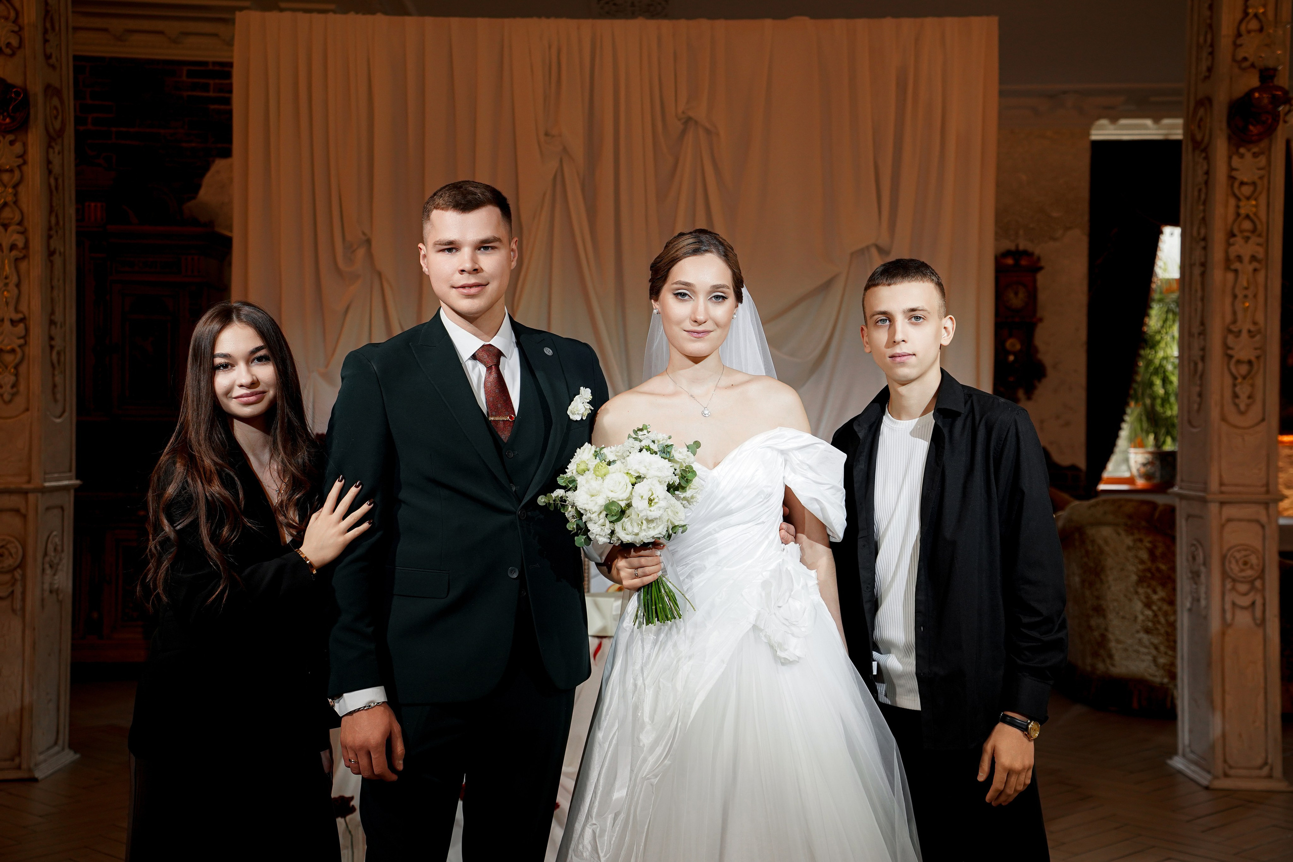 Банкет в Атаманской усадьбе. Свадебный фотограф в Ростове-на-Дону. Таинство Крещения и Венчания, семейные фотосессии. Алёна Чёботова