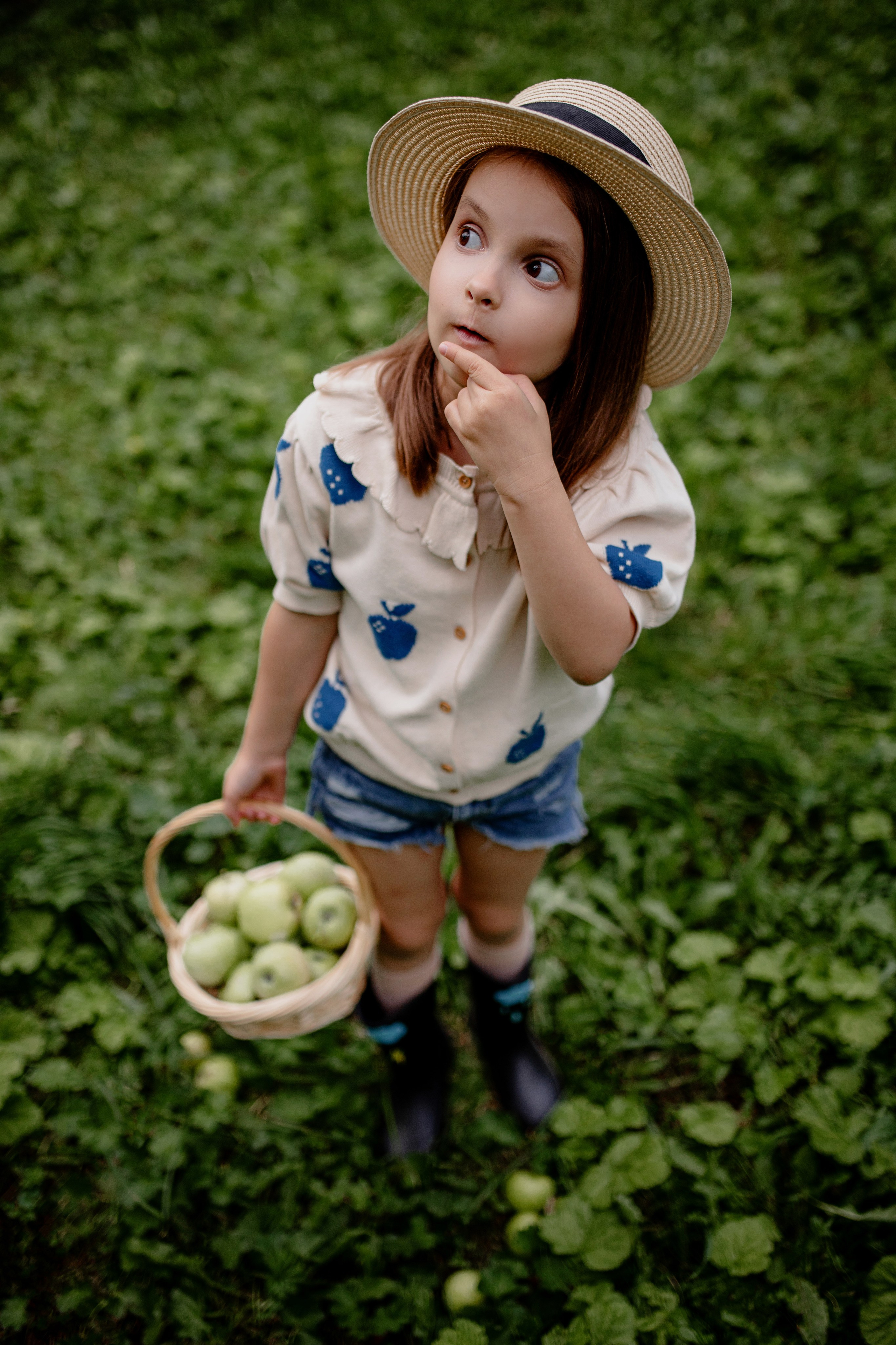 Яблочные настроения Лилу. Портретный фотограф Александра Птица. Снимаю истории о вас