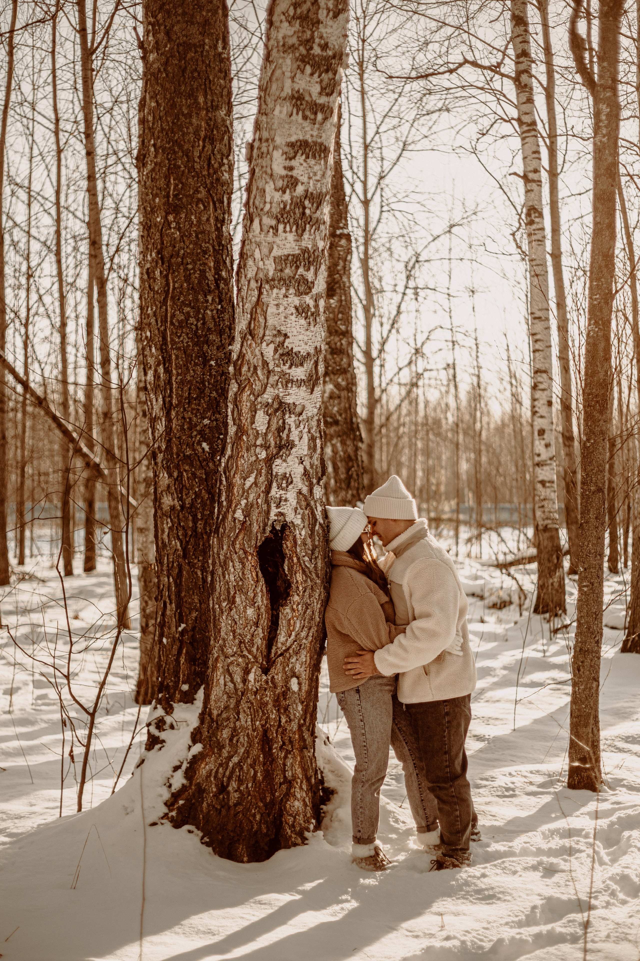 Тепло в зимнем лесу. Арт-фотограф Крис Л. в Тобольске: портрет, семейные, свадьбы