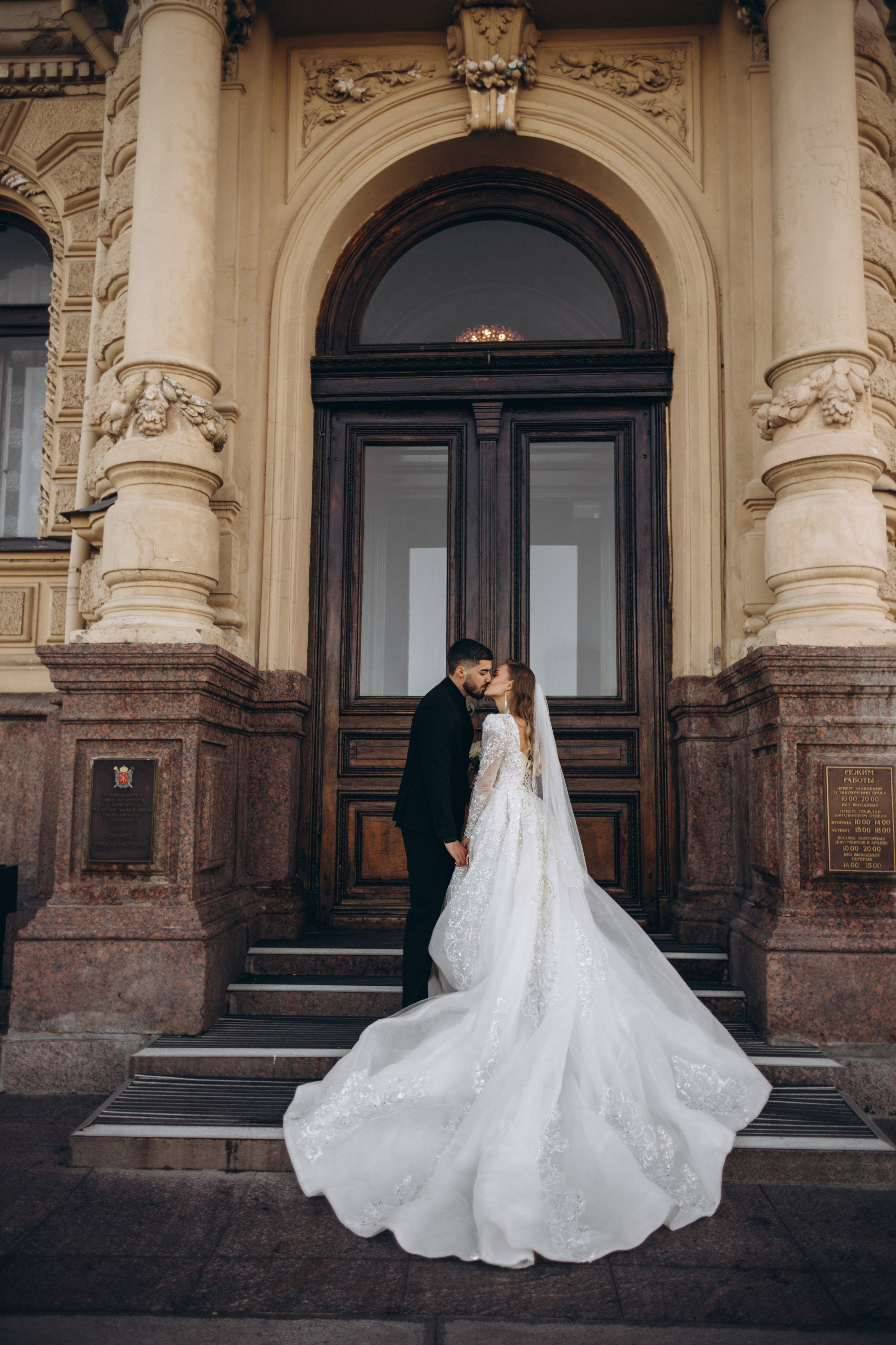 Окрестности Дворца Бракосочетания № 1. Свадебный и семейный фотограф в Санкт-Петербурге Яцына Юрий. Видеоопер