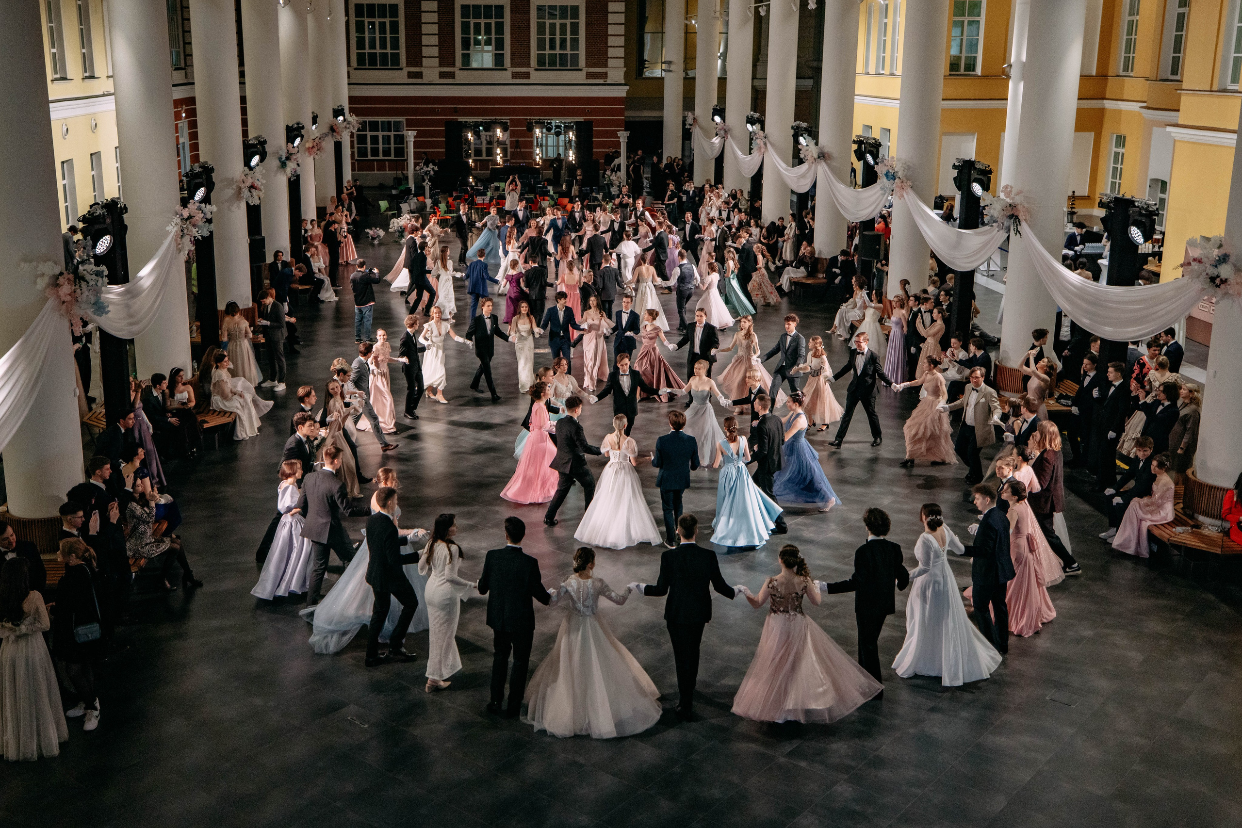 Бал студентов ВШЭ. Фото и видео съемка. Андрей Ионов