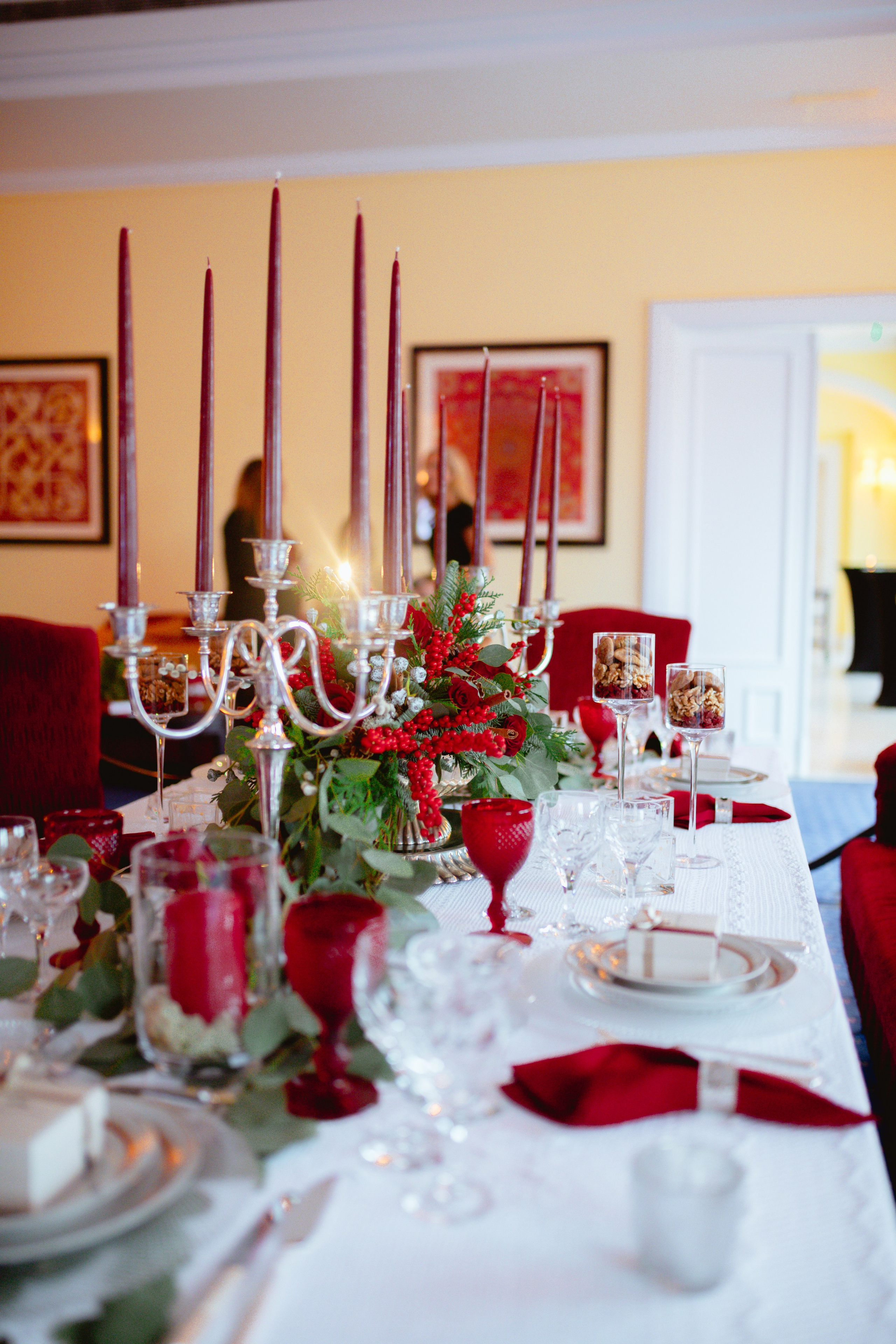 EUGÉNIO CAMPOS IN YEATMAN. Anastasiia Antoniuk portrait, family and couple photographer, Portugal