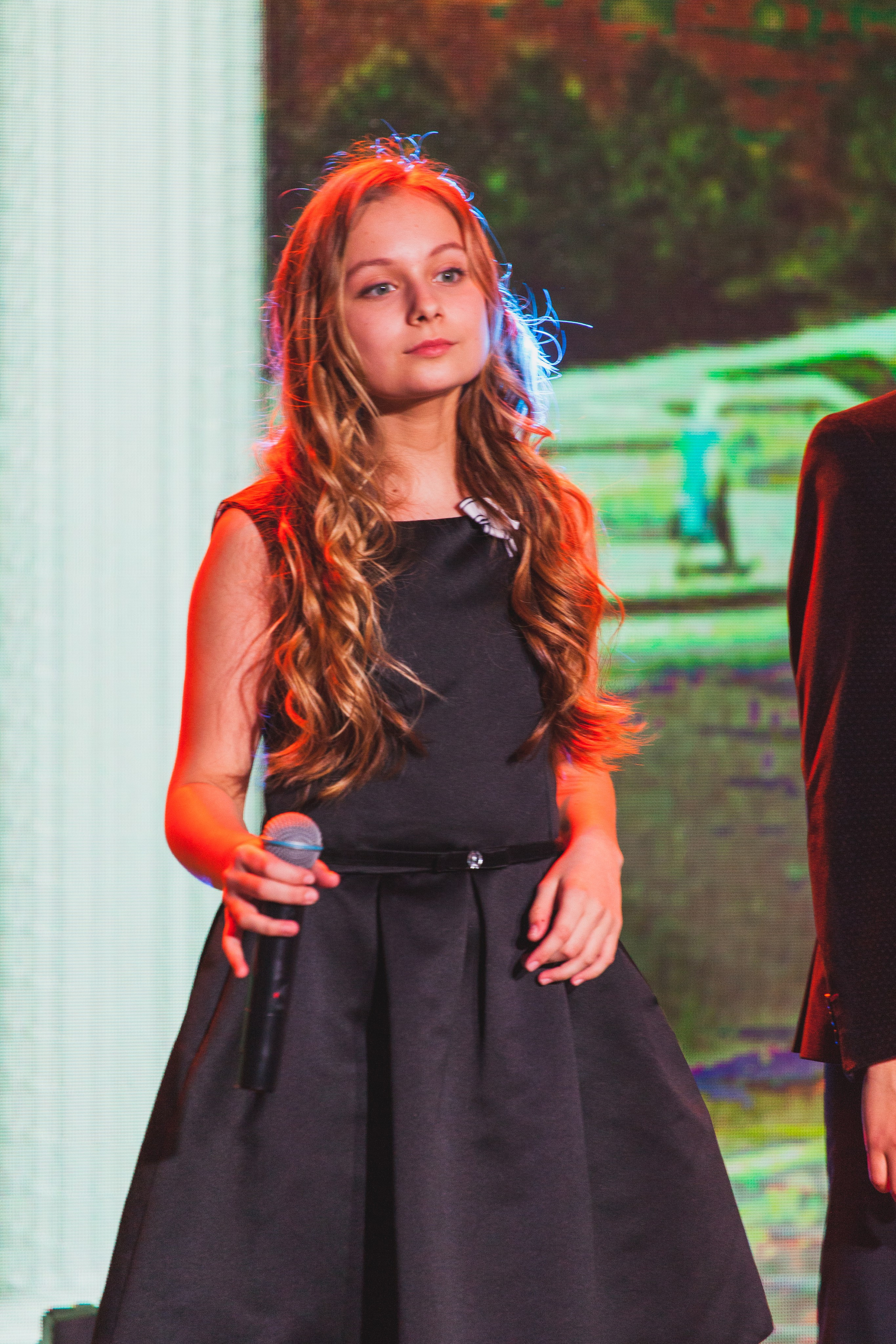 О2ТВ группа СТРАНА. Видеооператор/Фотограф Николай Завьялов