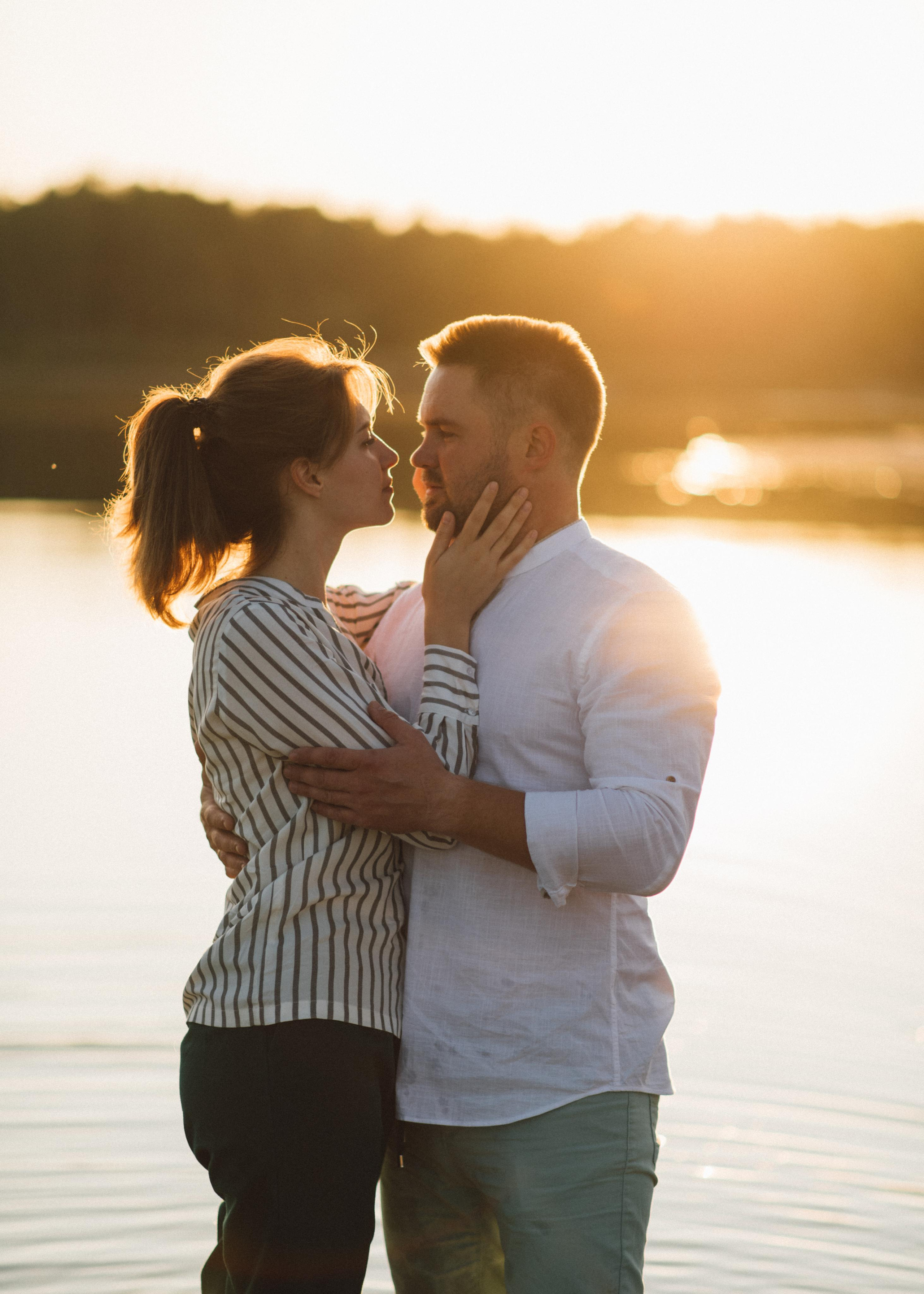 Теплая, уютная, семейная фотосессия на природе, на озере у костра. Семейный и свадебный фотограф в Сарове Дмитрий Власов