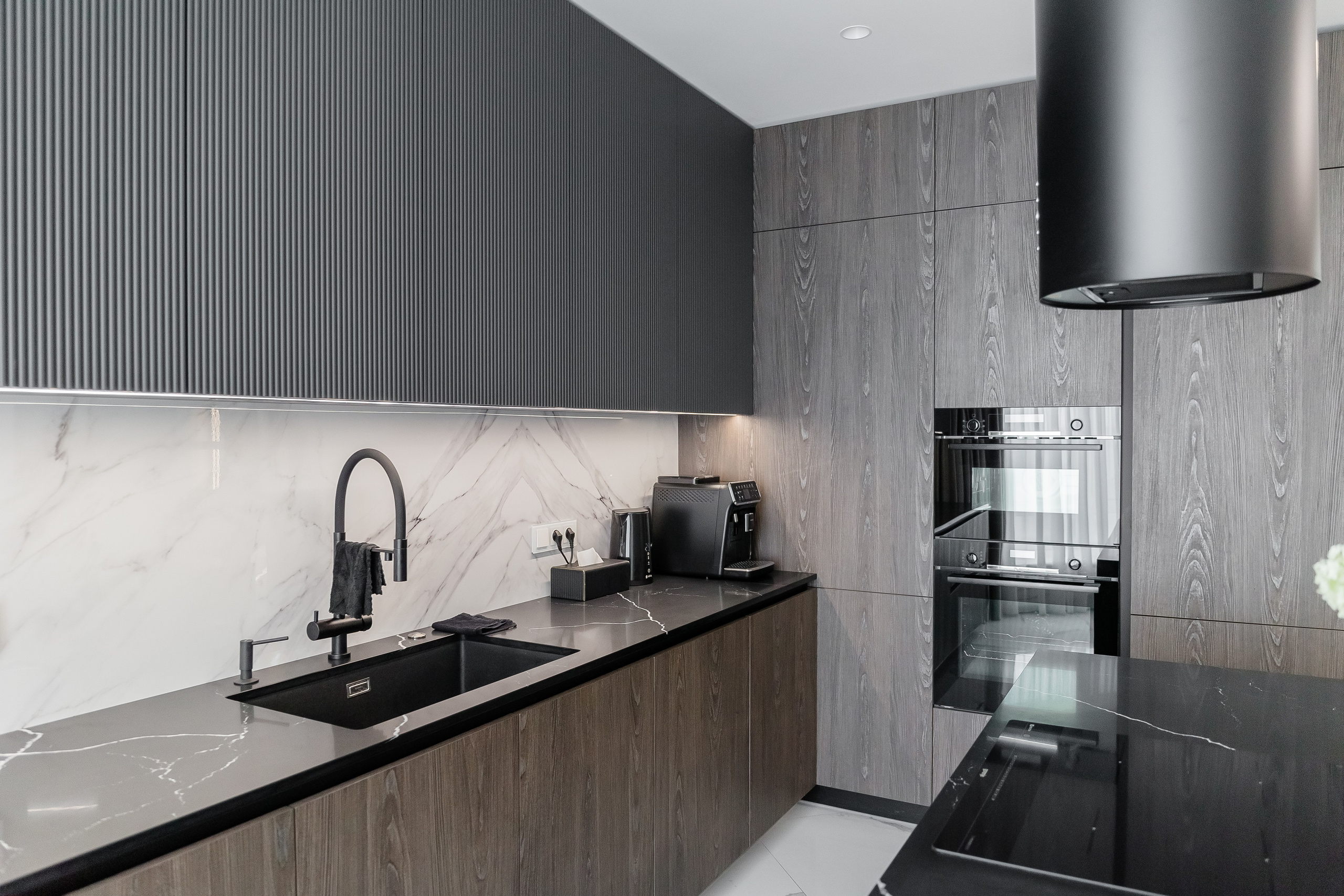 Кухни в стиле лофт — фото реализованных проектов | Prime Мебель. Prime Мебель — кухни на заказ от производителя в Москве и Московской области | Изготовление и дизайн