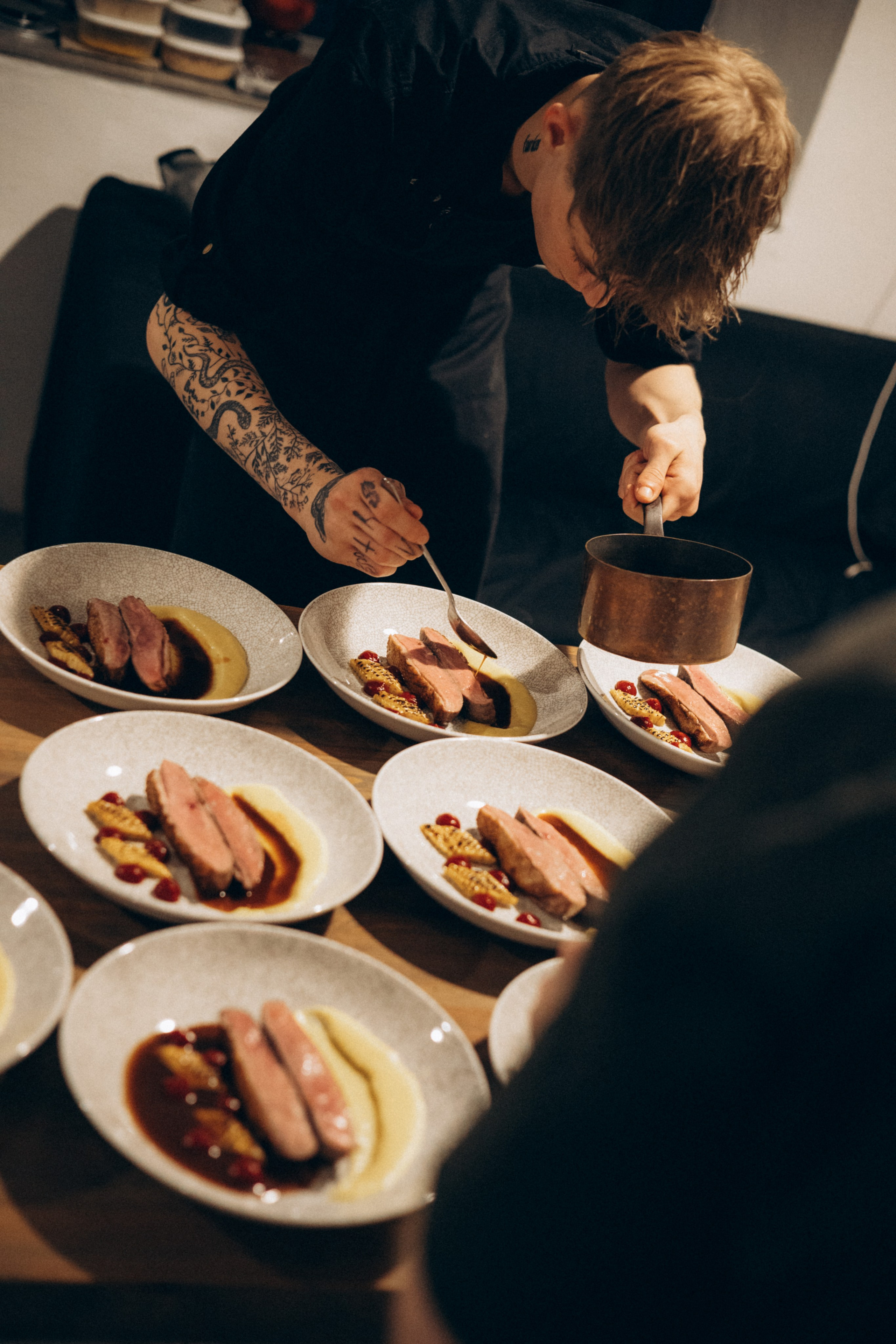 The Hedonist Story | Gastronomic Dinners. Photographer in Prague Alexander Pivovarov