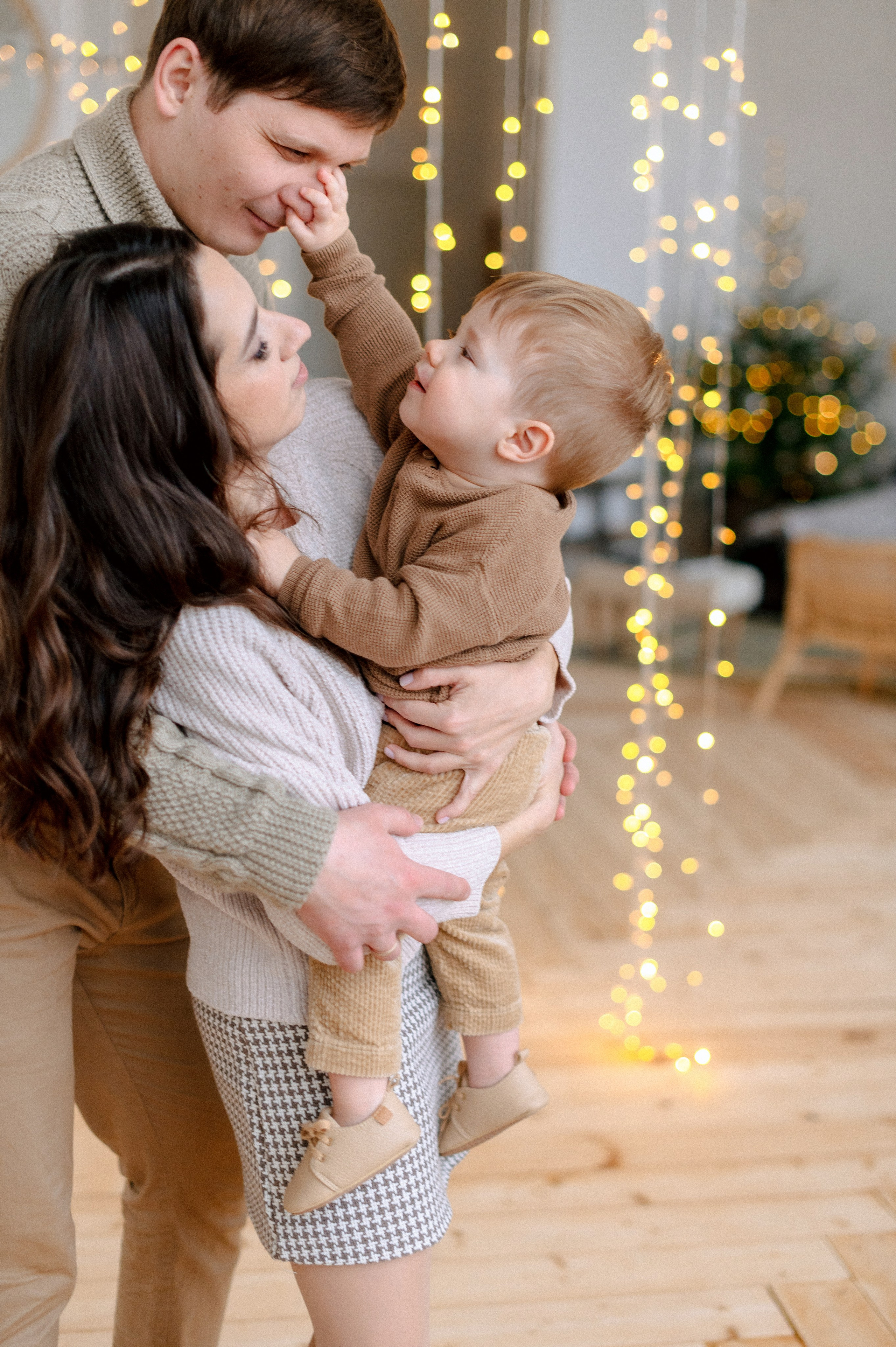 НОВОГОДНИЕ ОГОНЬКИ. Шашкова Вероника / Свадебный и семейный фотограф Москва и Ярославль