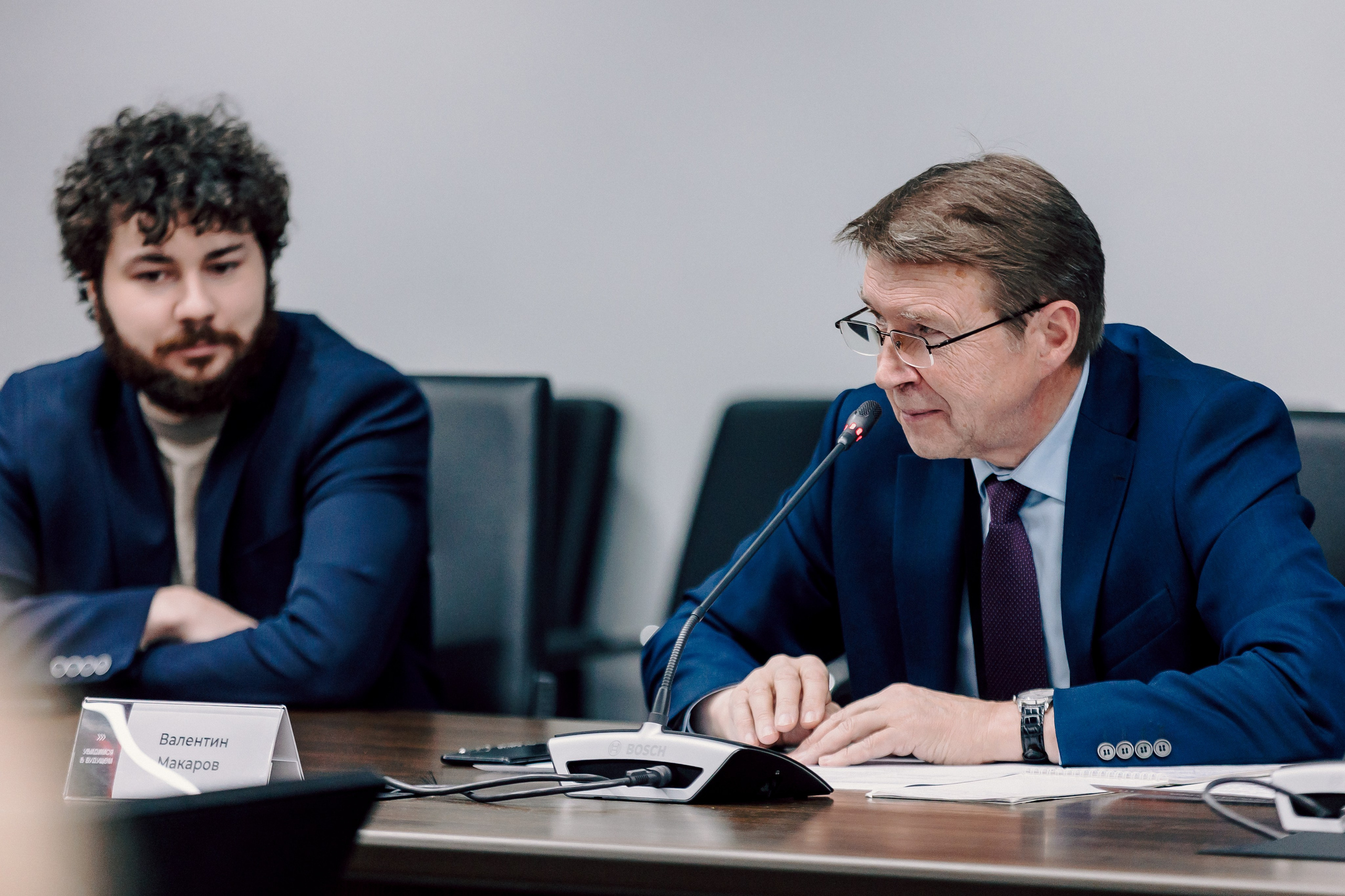 СКБ Контур — Форум будущего — Деловая программа. Лёшка Варзегов — фотограф