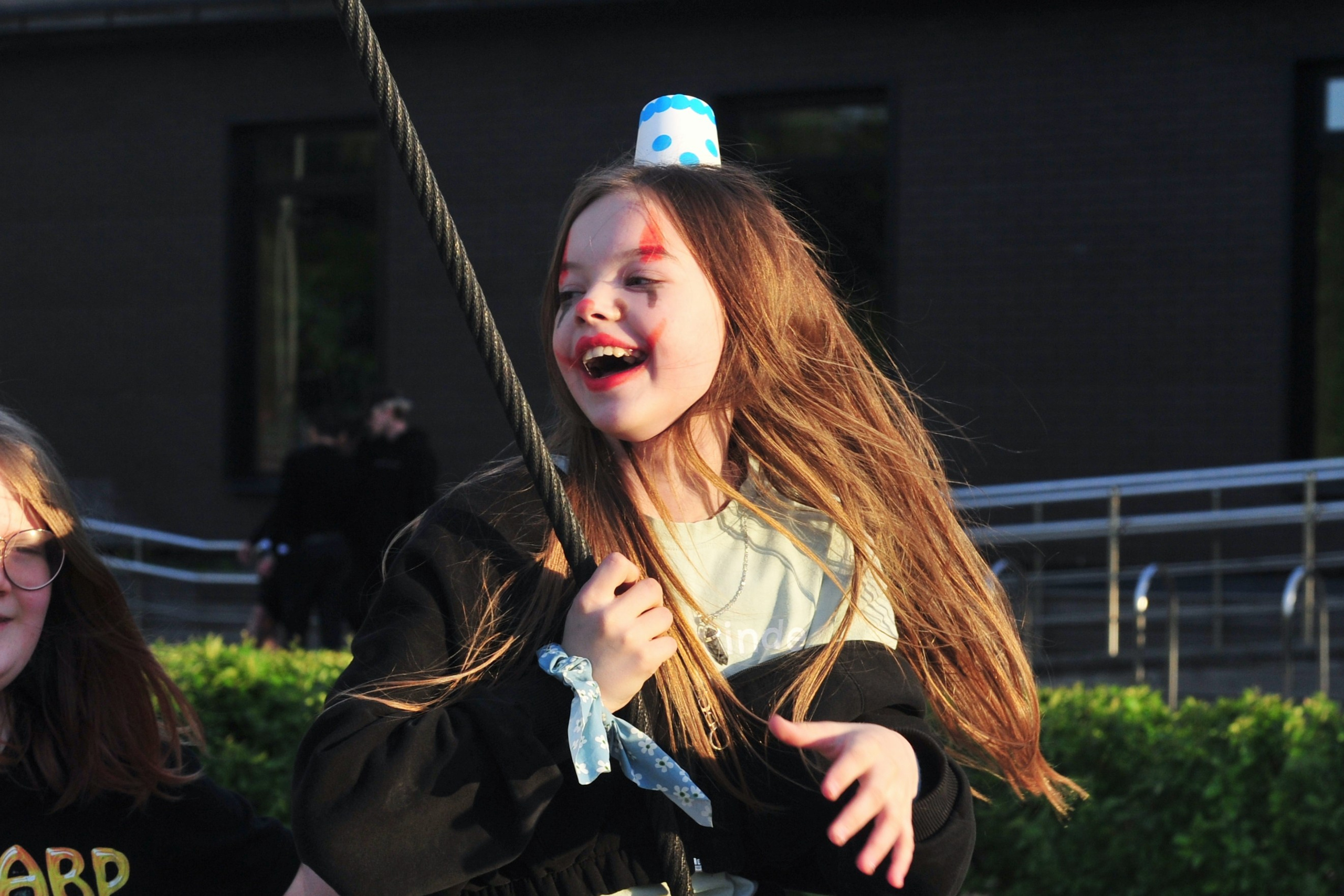 Выпускной для 4-го класса в Парке Горького на улице и в кафе. Свадебный и семейный фотограф в Москве Ирина Гончарова