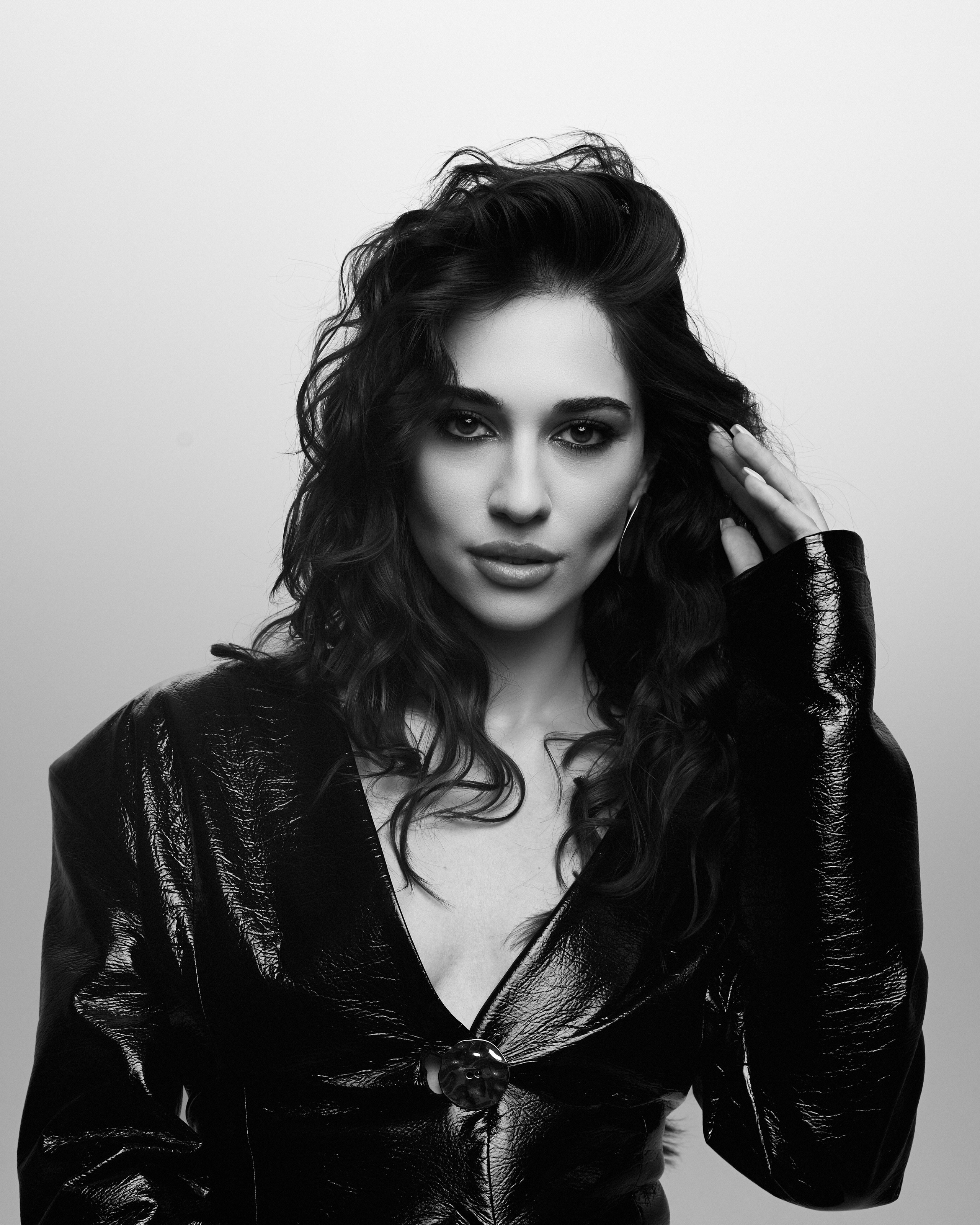 Gunai. Фэшн-фотография и портреты в Владивостоке. Превращаю съёмку в повествование — создаю образы с сюжетом, которые остаются в памяти