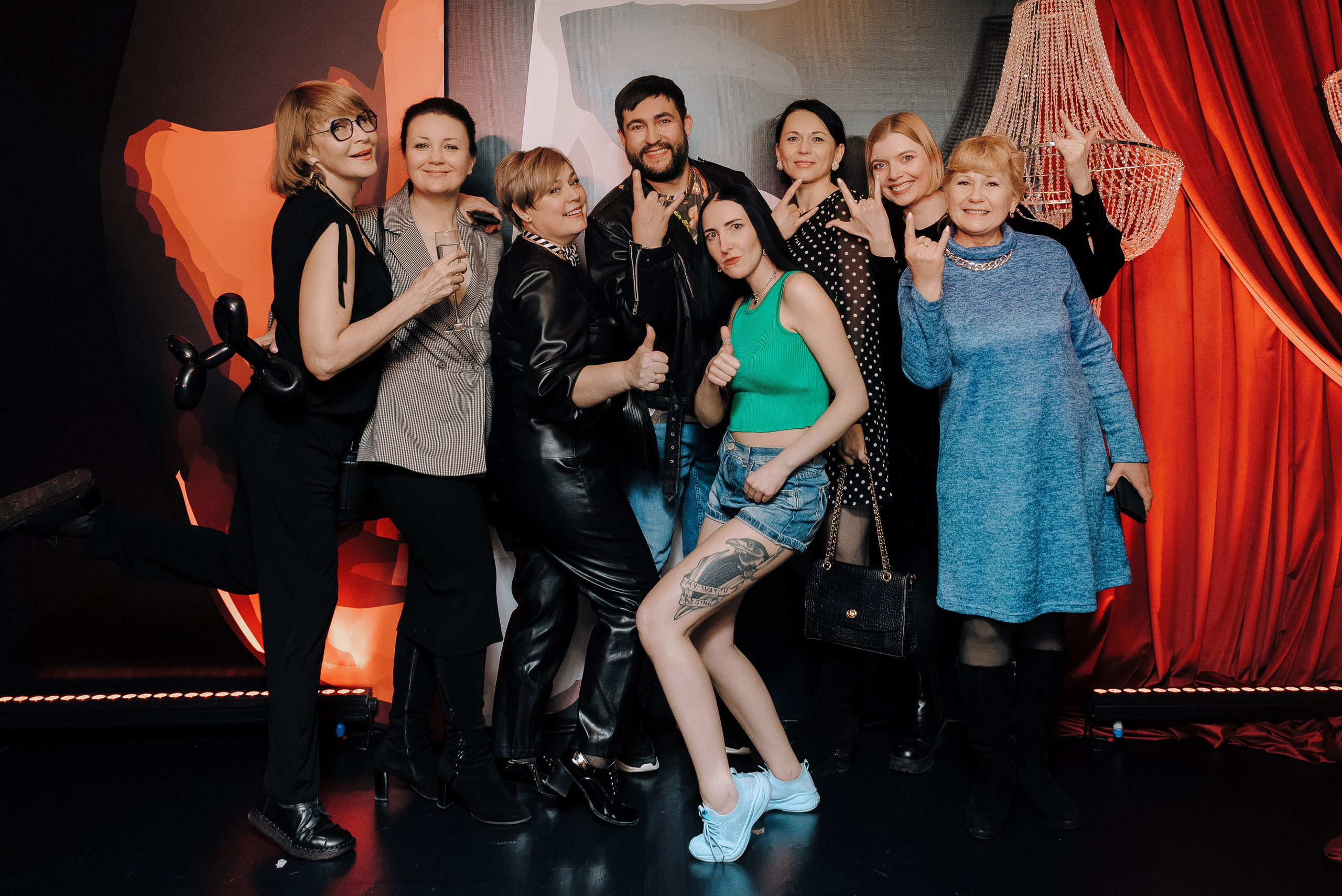 СПЕКТАКЛЬ «ВОЛШЕБНЫЕ ОЧКИ» ОПТИК-ЦЕНТР. Репортажный фотограф Зуев Роман г. Челябинск