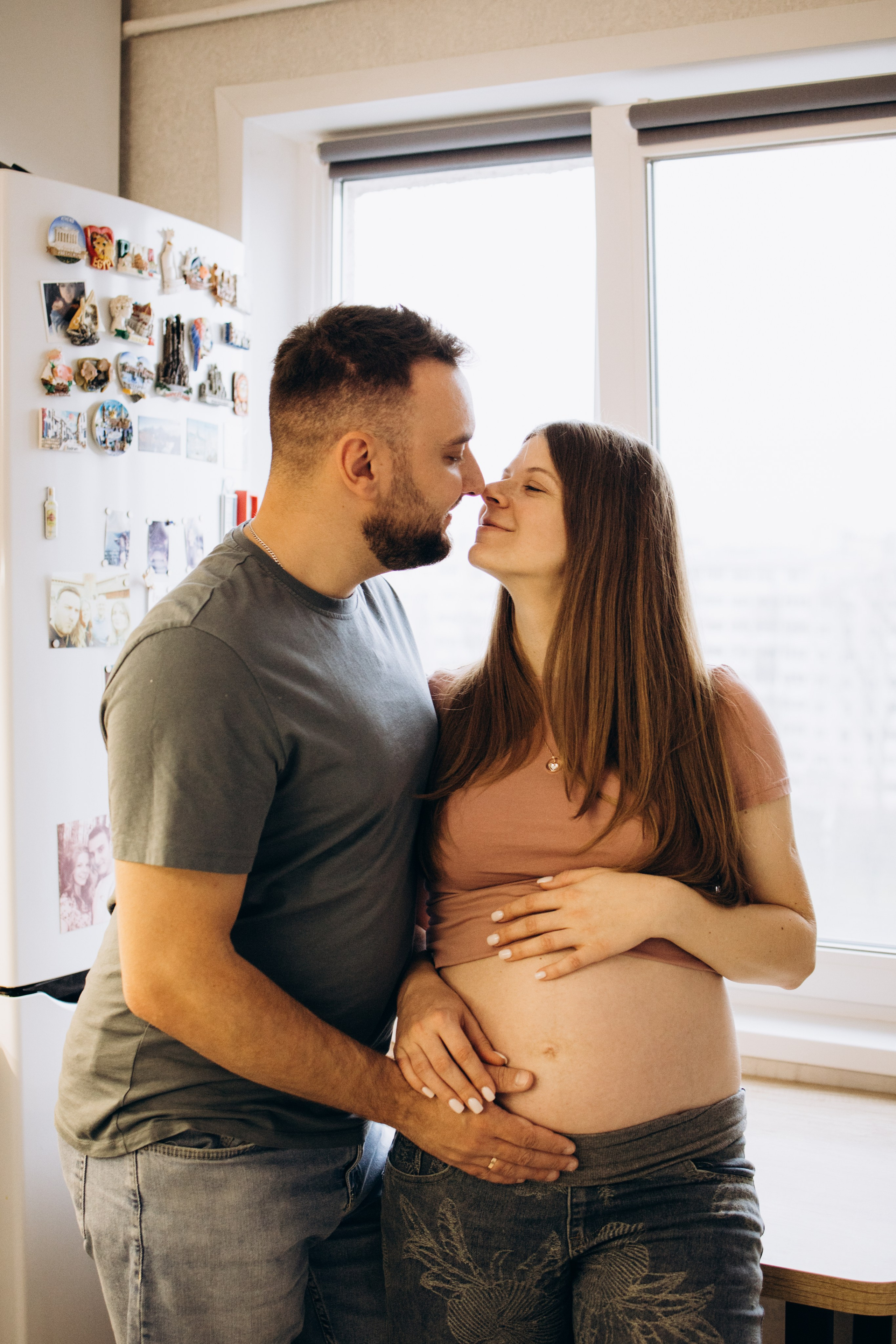 Фотосессия беременности дома. Семейный фотограф в Минске — Алина Тиханович