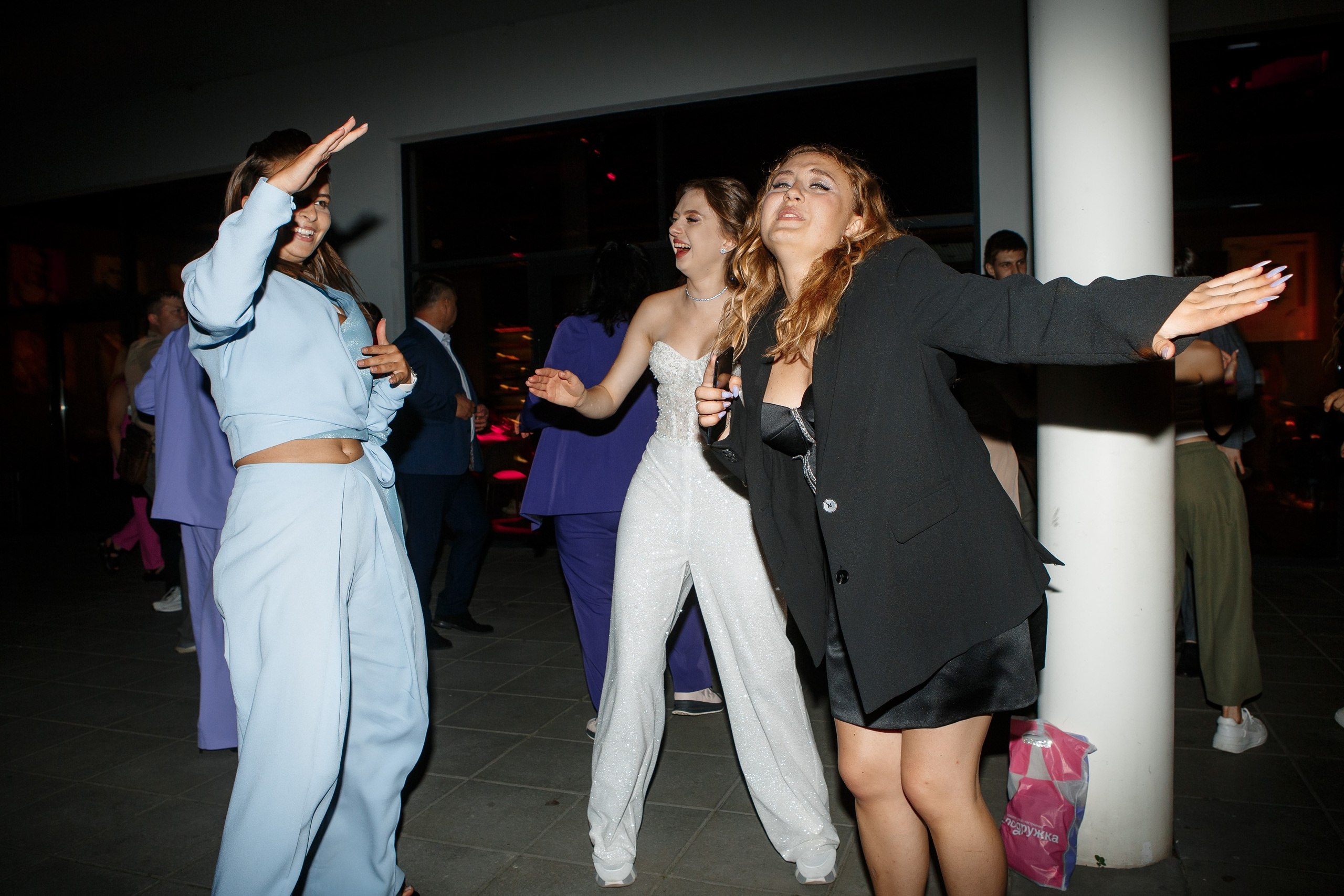 Выпускной Гимназия 12 2024 OpenHouse. Свадебный и портретный Фотограф в Липецке Дмитрий Котюков