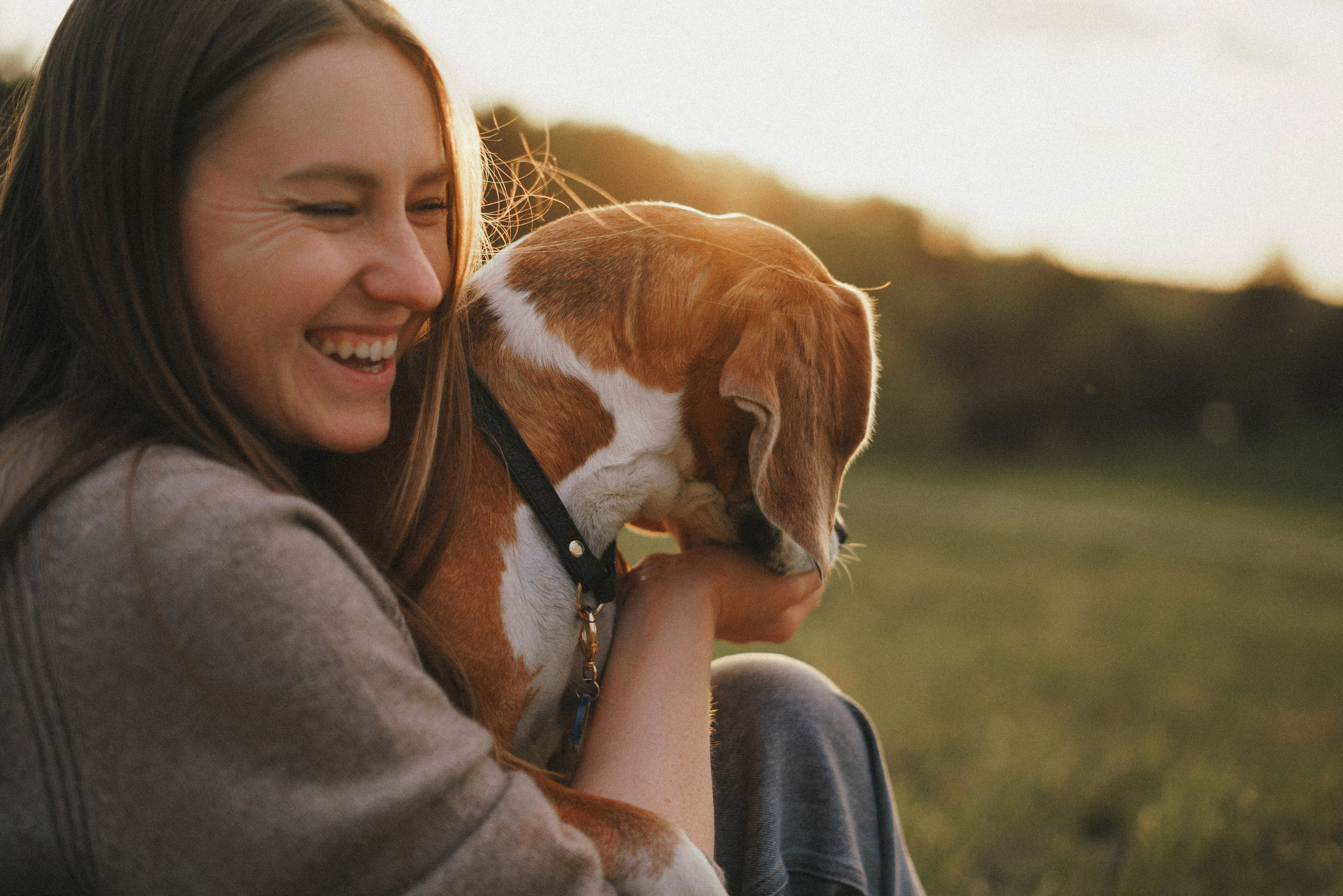 Юля и Зайфер. Фотограф анималист Осипчикова Мария