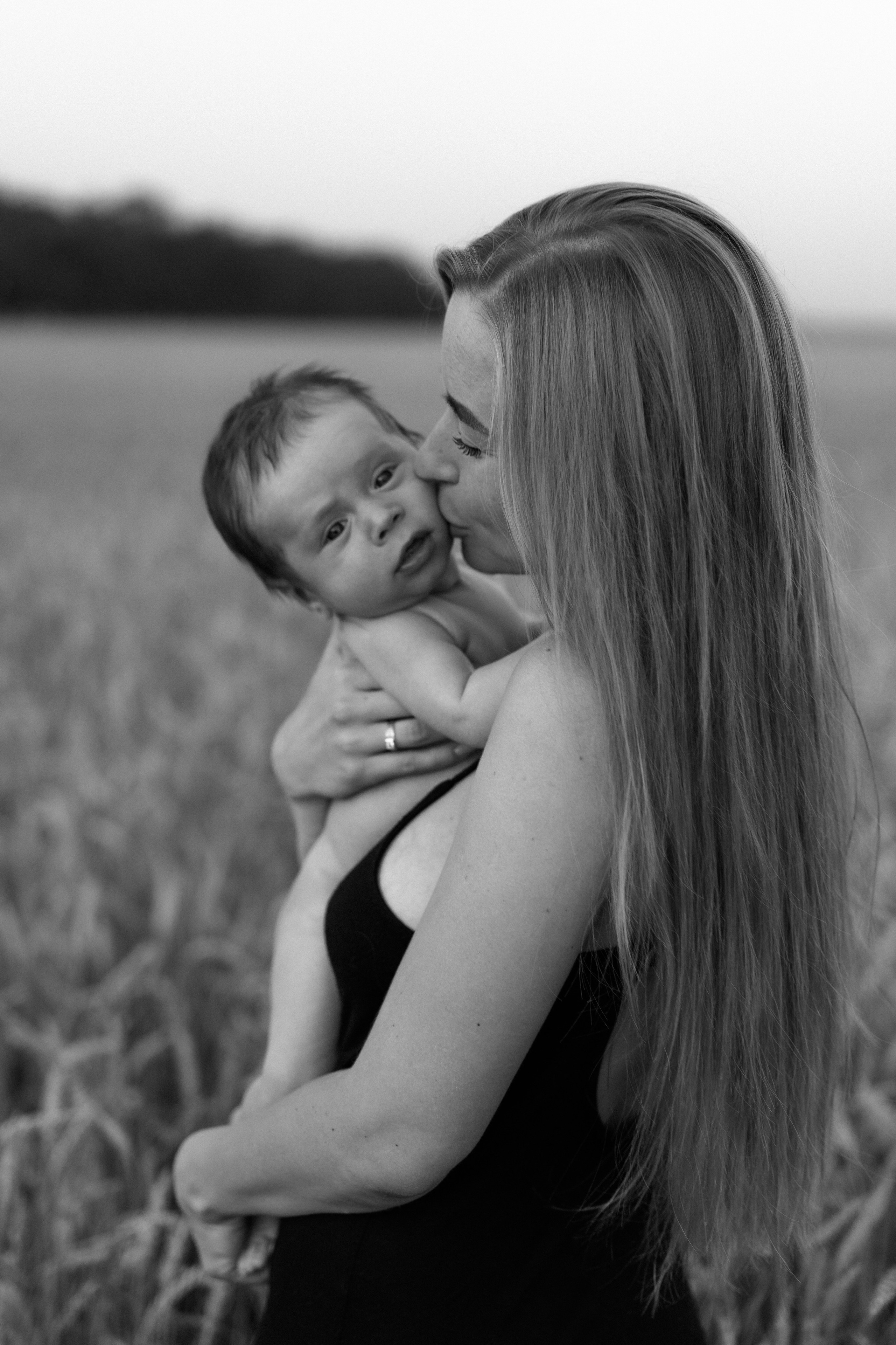 КАЖДЫЙ РЕБЁНОК РОЖДАЕТ МАТЬ ЗАНОВО. Семейный и детский фотограф Анна Бренч