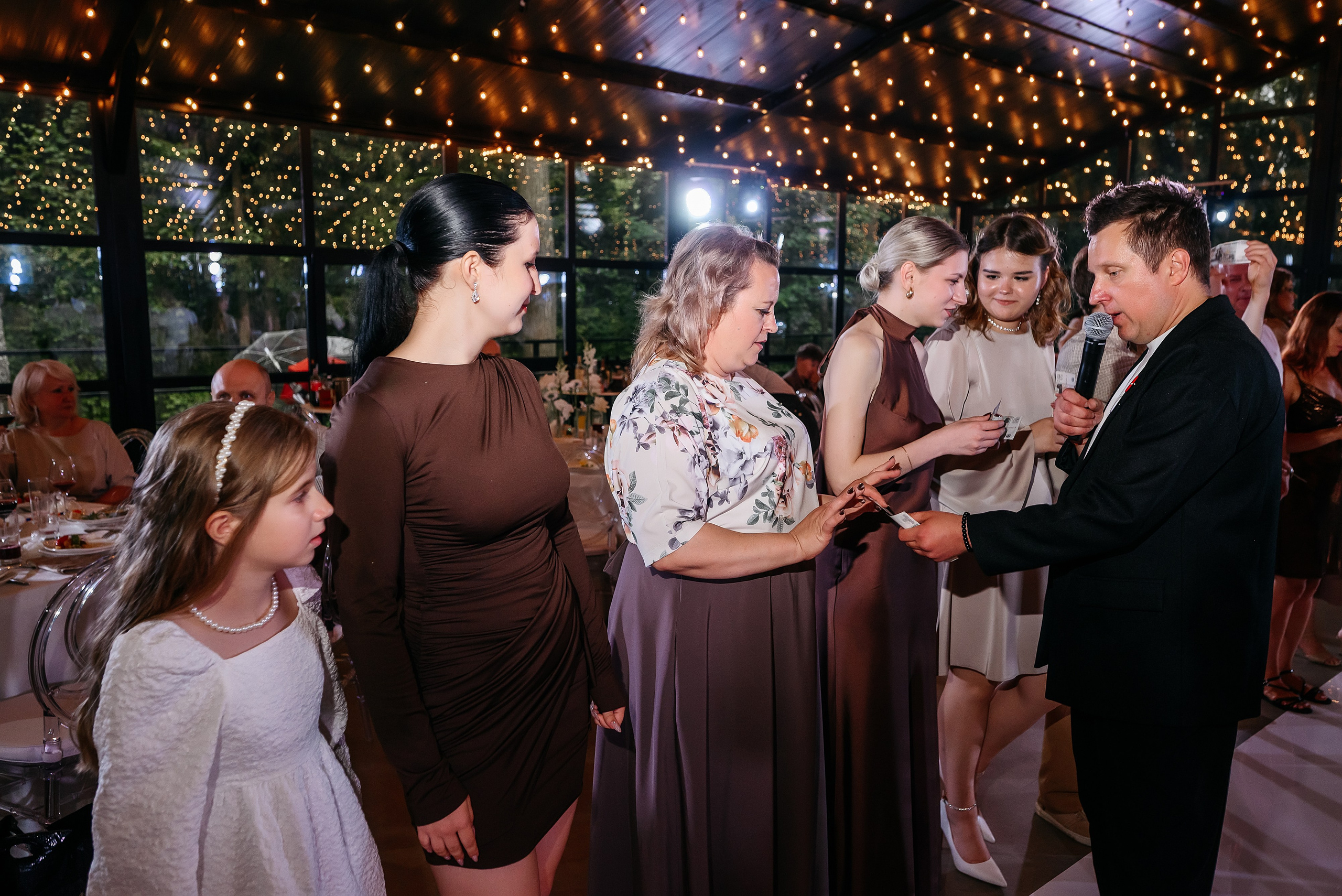 Костя и Вика. Ведущий на свадьбу в Москве Зубков Алексей