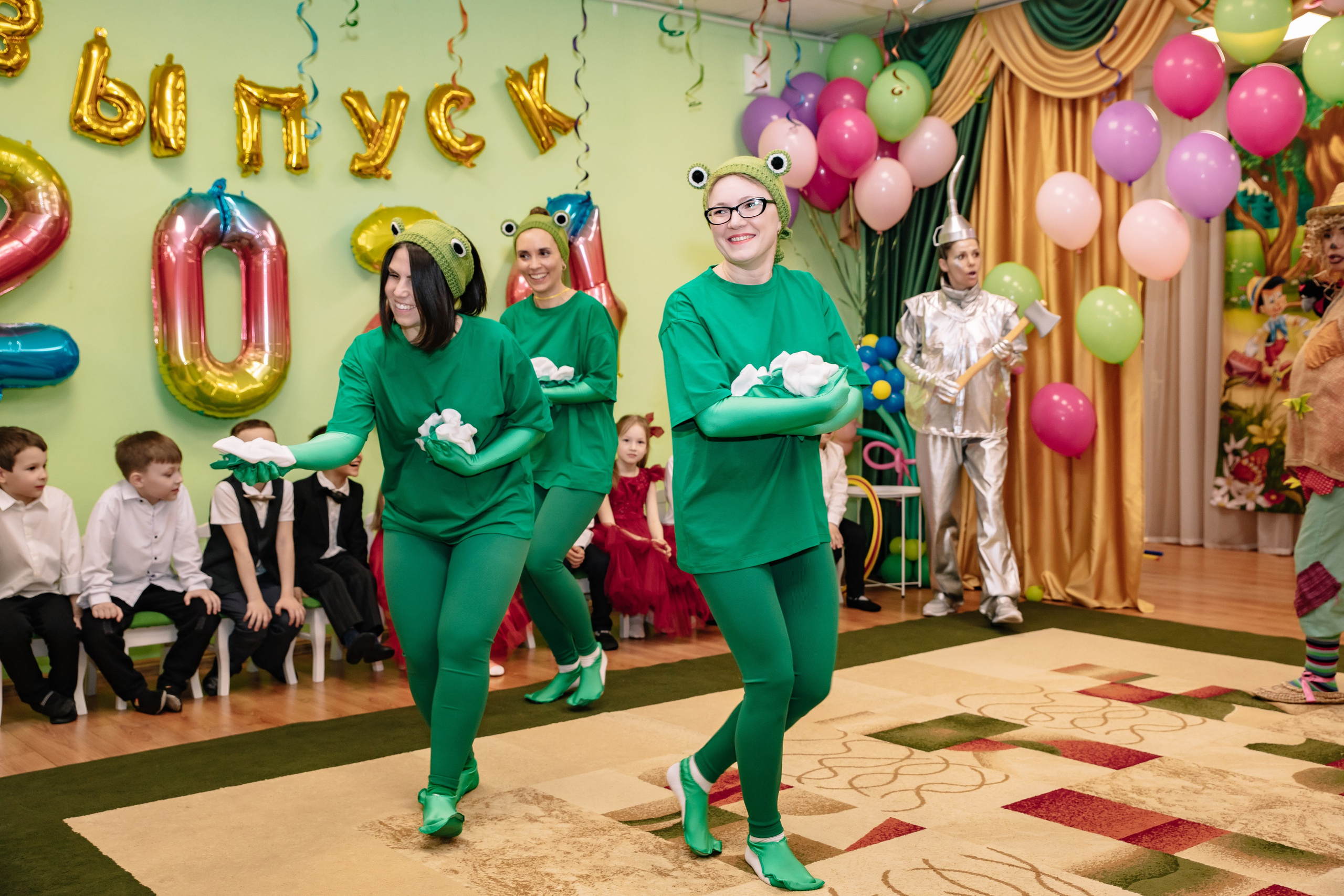 Группа «Сказка» ДС 69 Выпускной 2024. Фотограф в Москве Яна Полосина