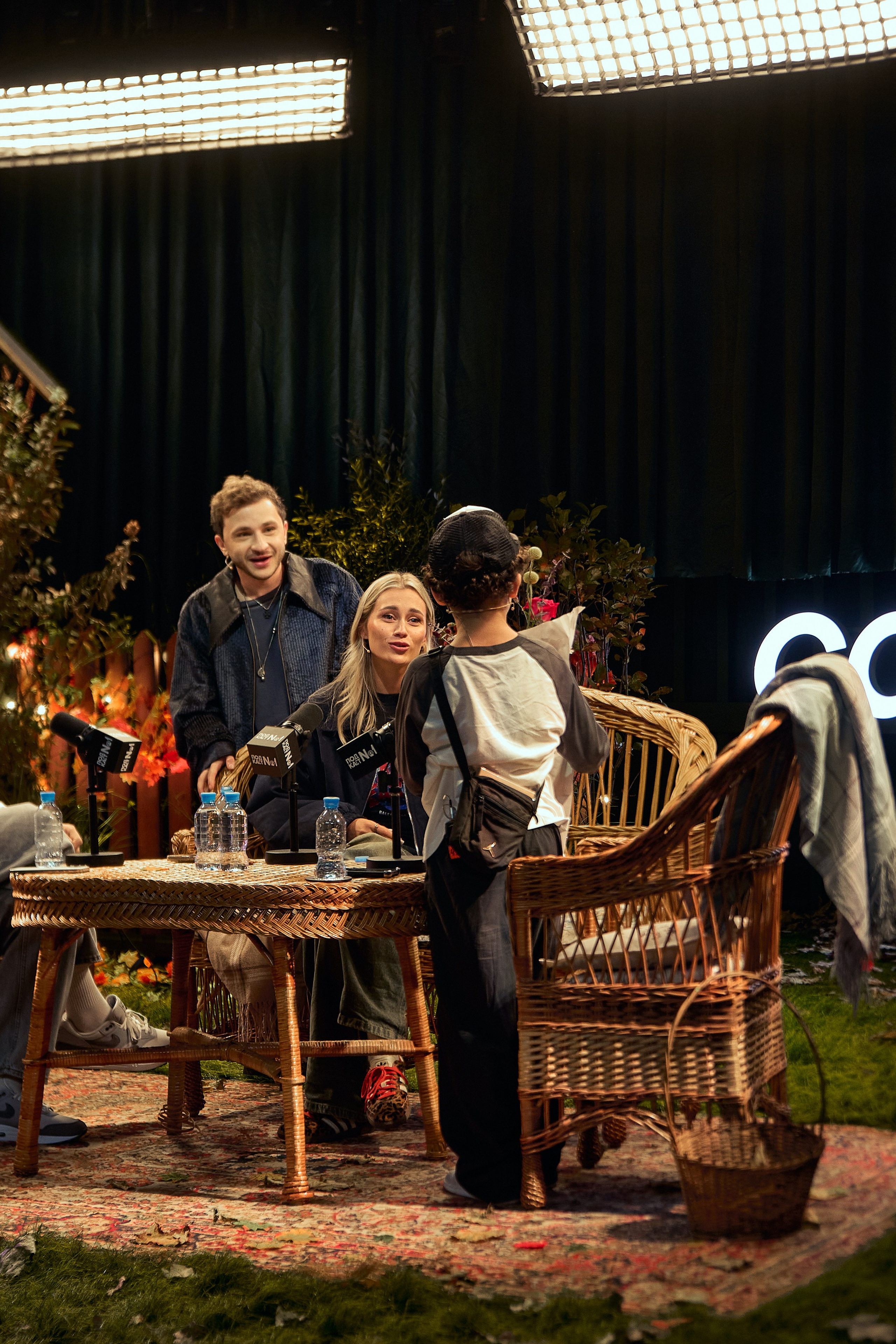 Бэстейдж «Летний подкаст № 1». Главная