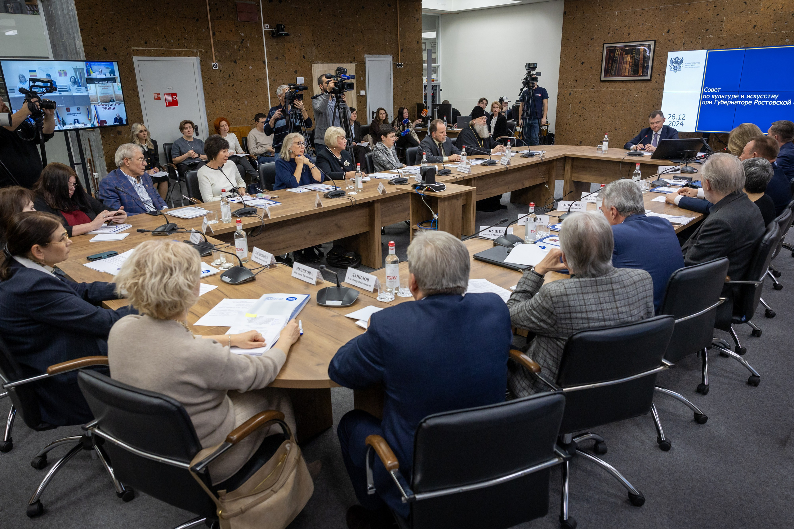 Репортажный фотограф в Ростове на Дону. Свадебная, репортажная и бизнес съёмка в Ростове-на-Дону