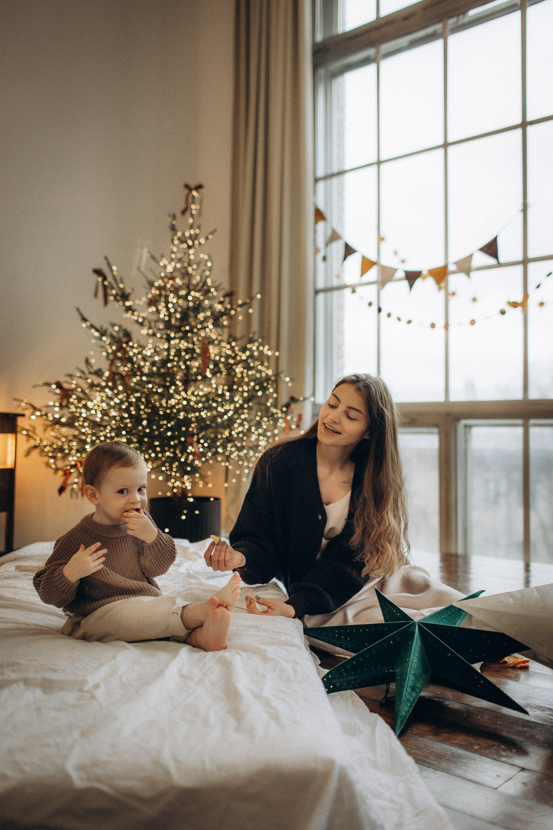 Семейная новогодняя фотосессия Москва мама и сын. Фотограф Владимир Москва
