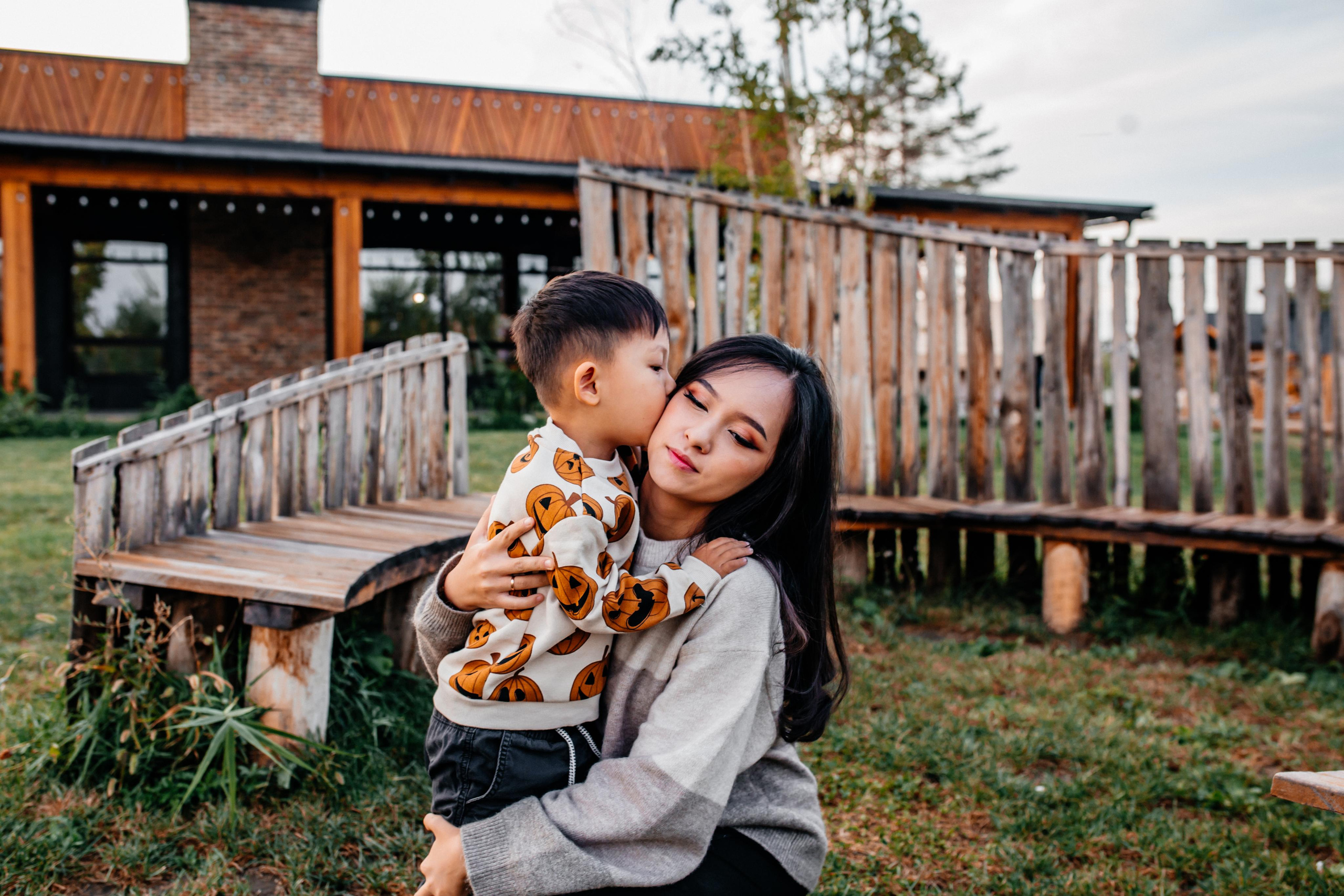 Семейные истории. Свадебный и семейный фотограф в Алматы Laura Dosmann