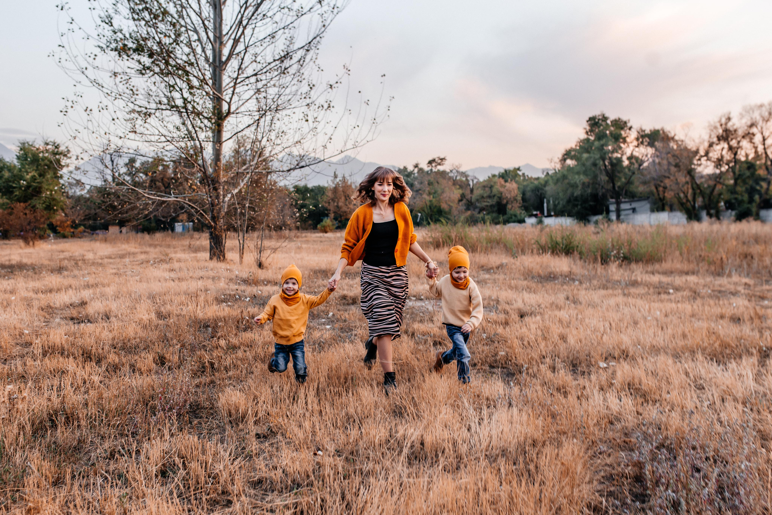 Семейные истории. Свадебный и семейный фотограф в Алматы Laura Dosmann