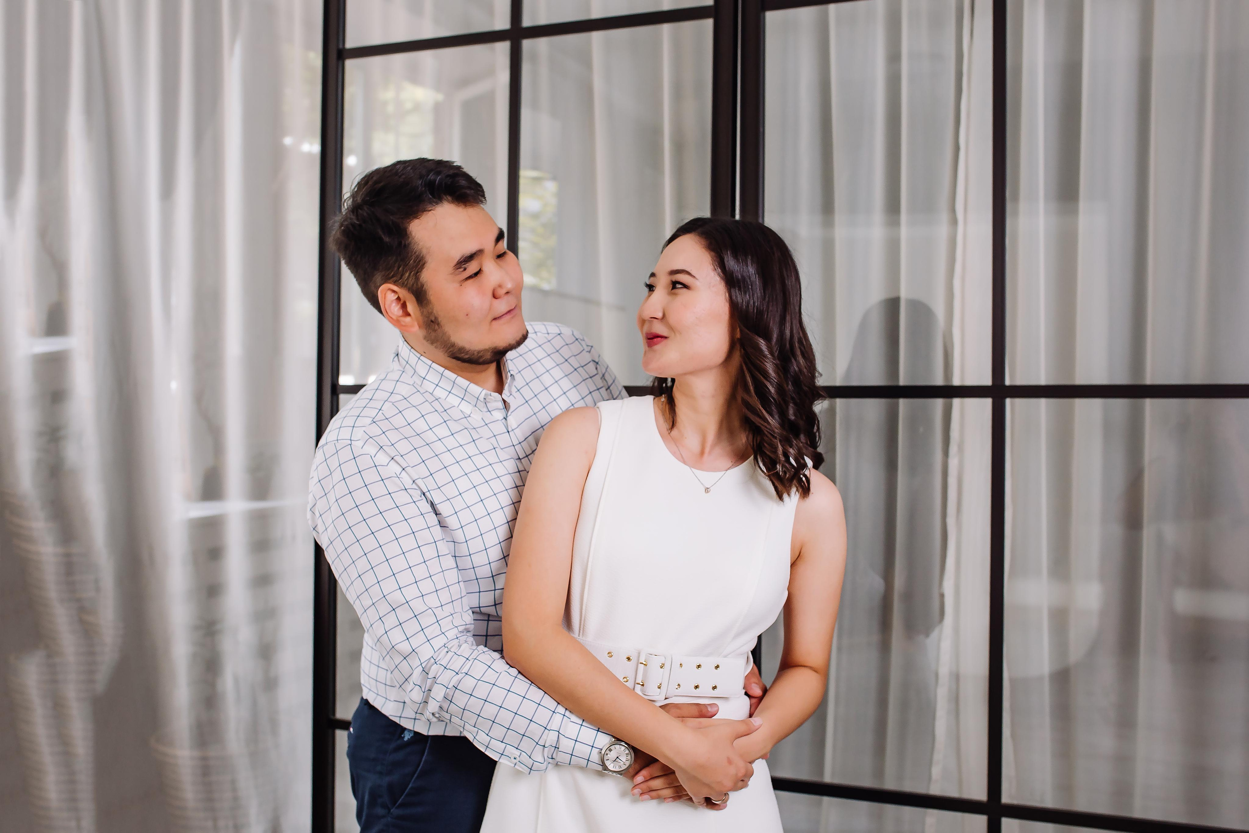 Love Story. Свадебный и семейный фотограф в Алматы Laura Dosmann