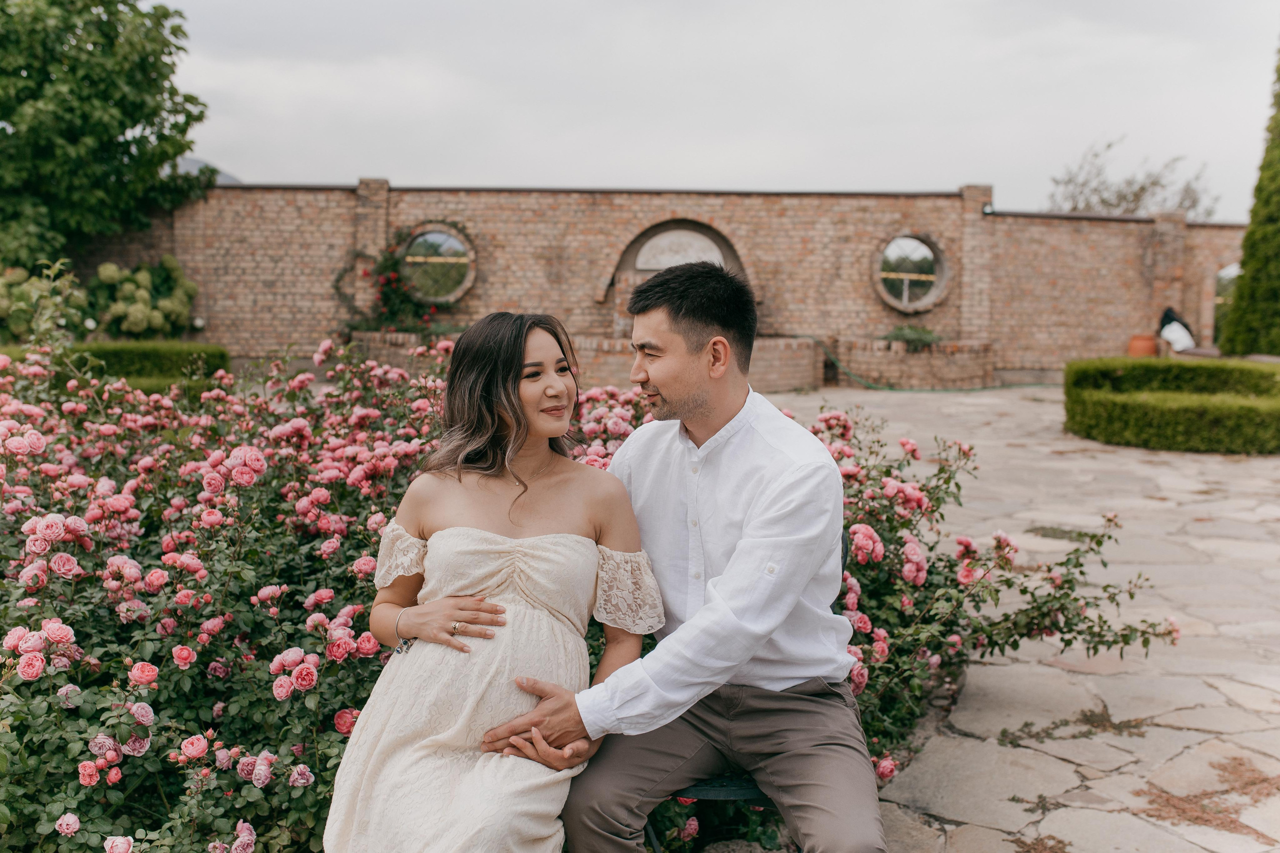 В ожидании Чуда. Свадебный и семейный фотограф в Алматы Laura Dosmann