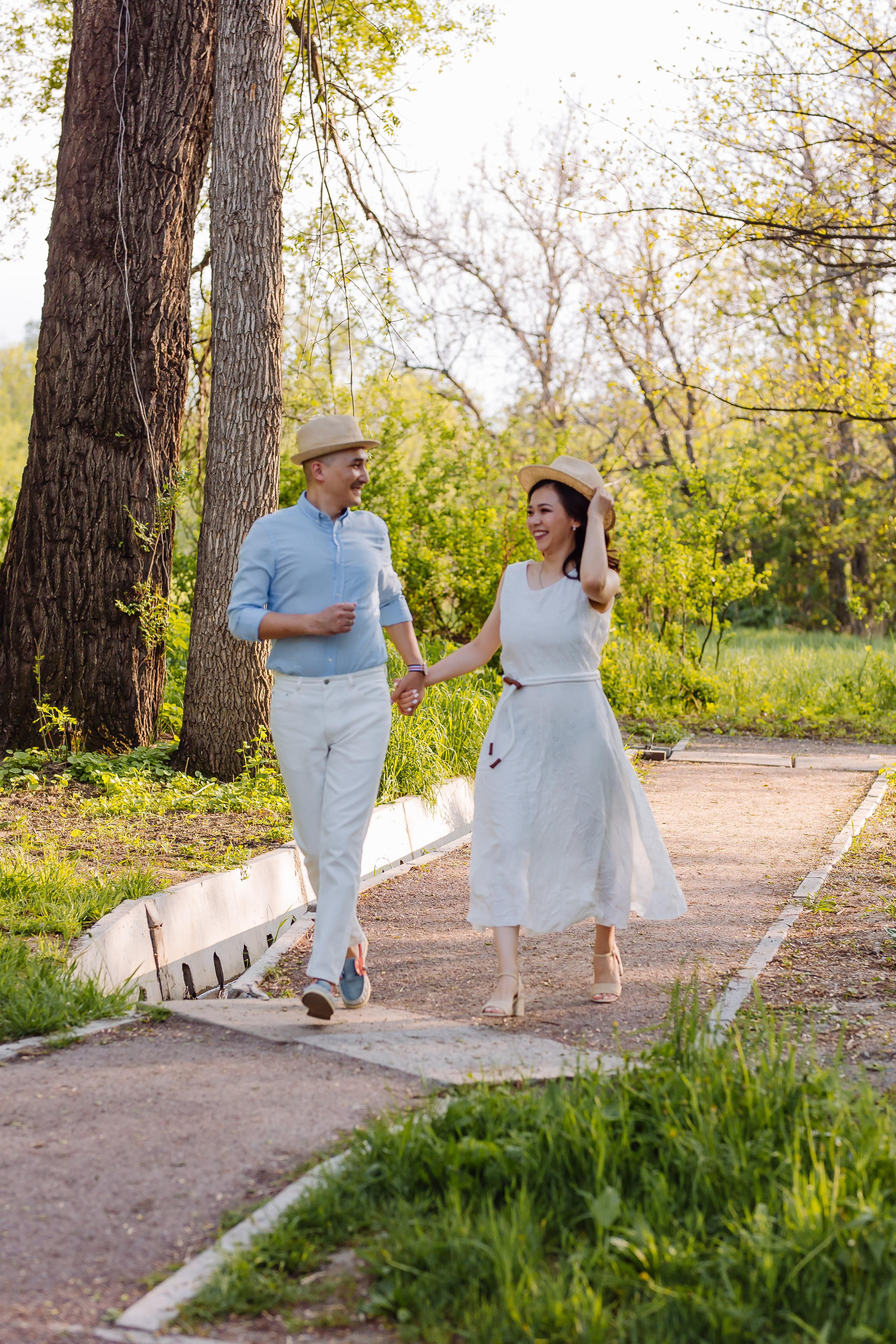 Love Story. Свадебный и семейный фотограф в Алматы Laura Dosmann