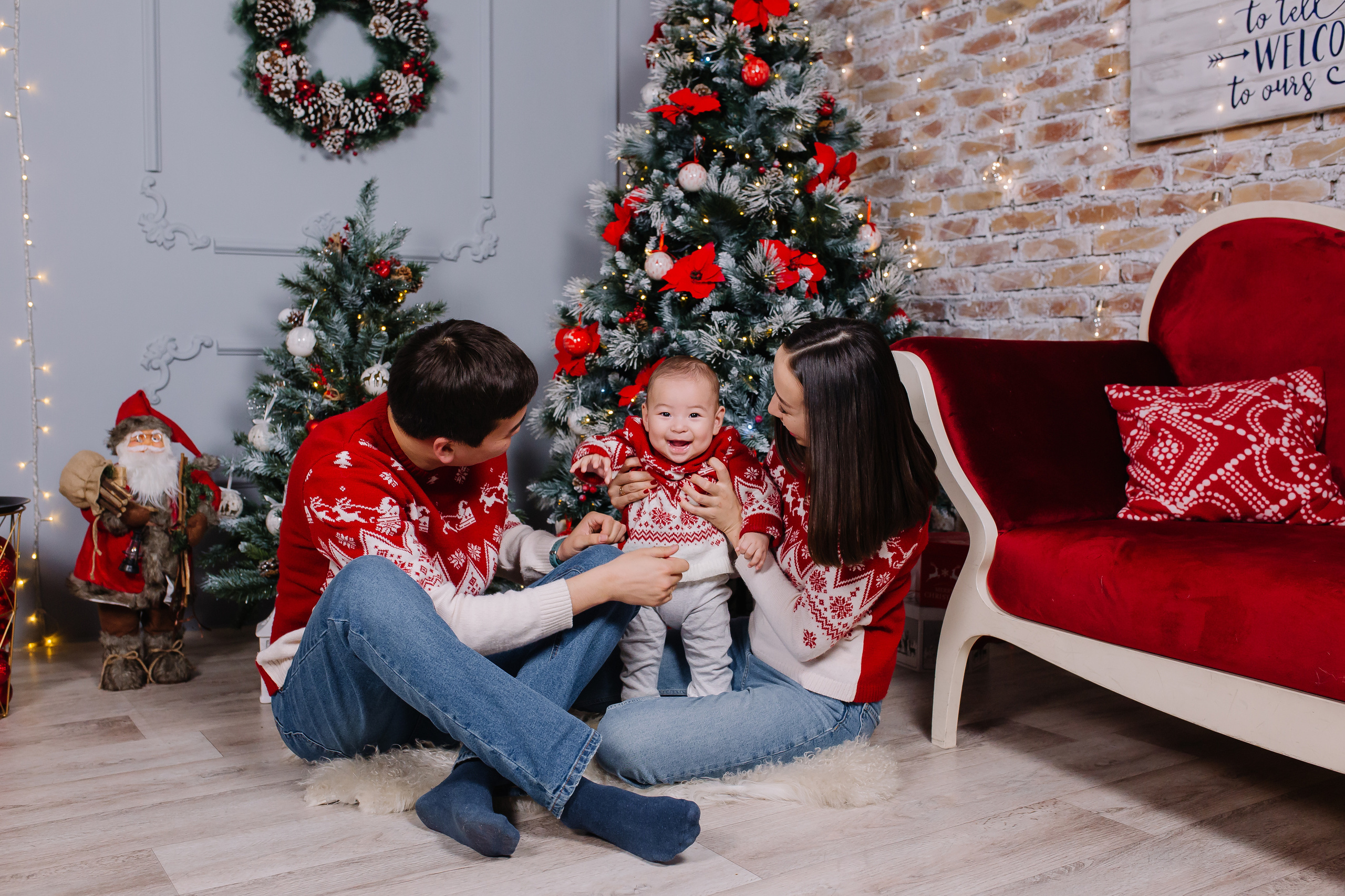 Новогодние фотосессии. Свадебный и семейный фотограф в Алматы Laura Dosmann