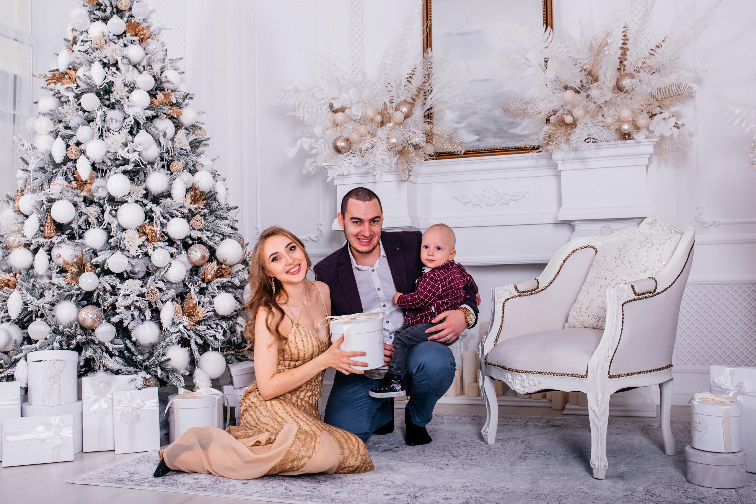 Новогодние фотосессии. Свадебный и семейный фотограф в Алматы Laura Dosmann