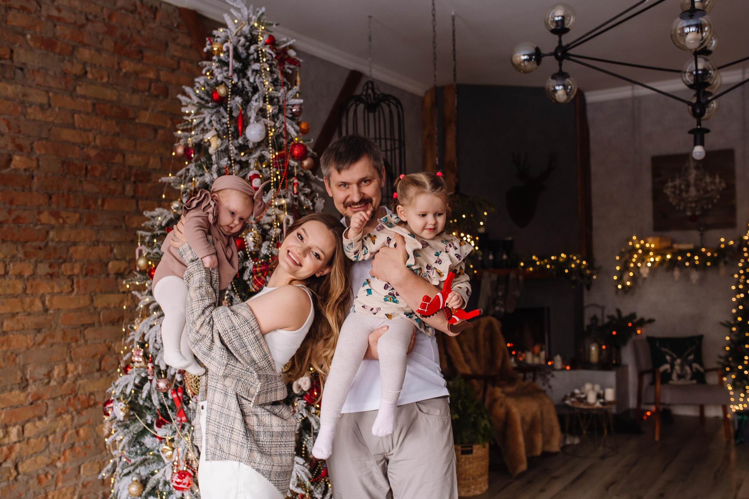 Новогодние фотосессии. Свадебный и семейный фотограф в Алматы Laura Dosmann