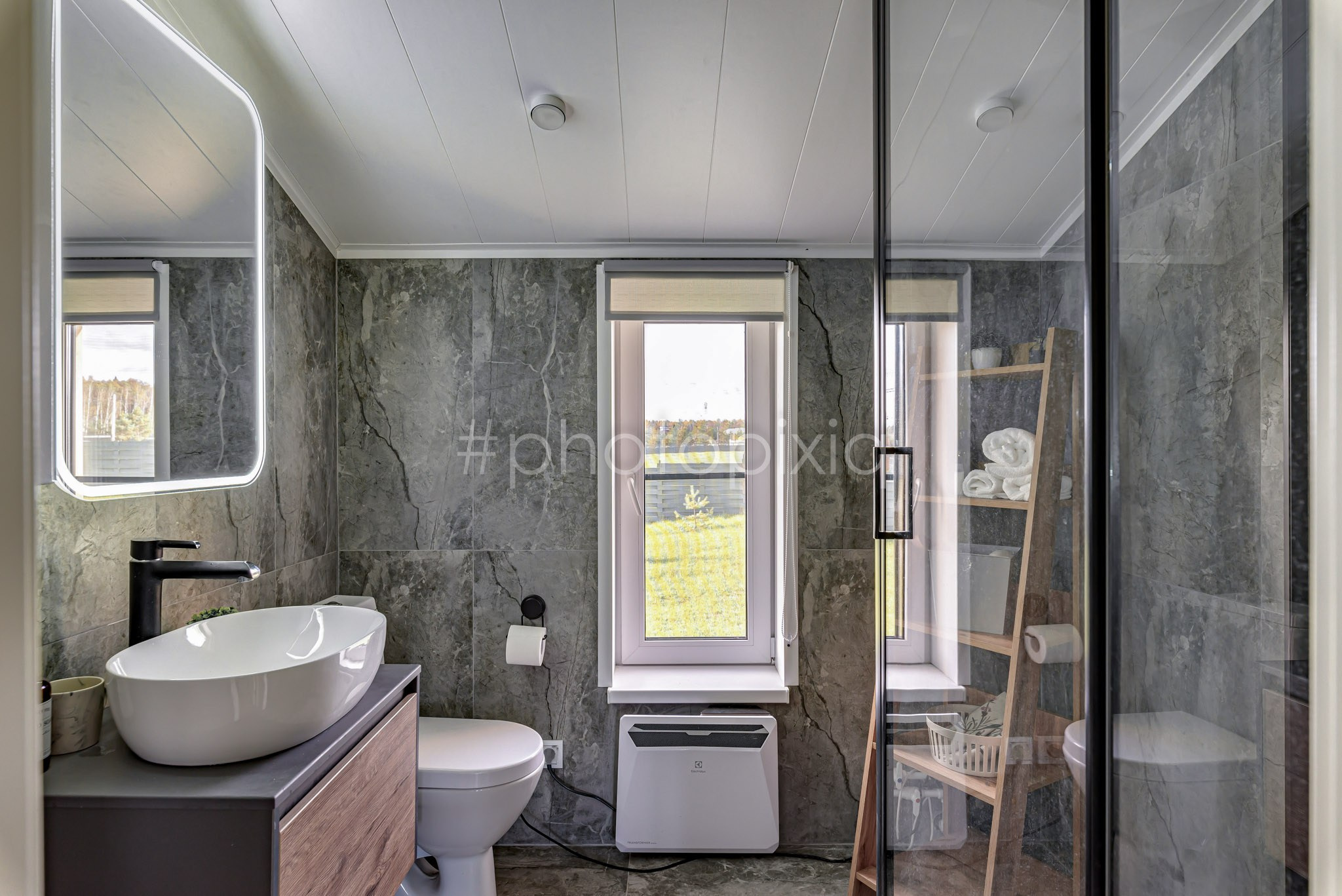 Съёмка загородного дома для аренды в ДПК Большие Всходы. Интерьерная съёмка и виртуальные туры — Интерьерный фотограф Кузнецов Сергей (photopixiq)