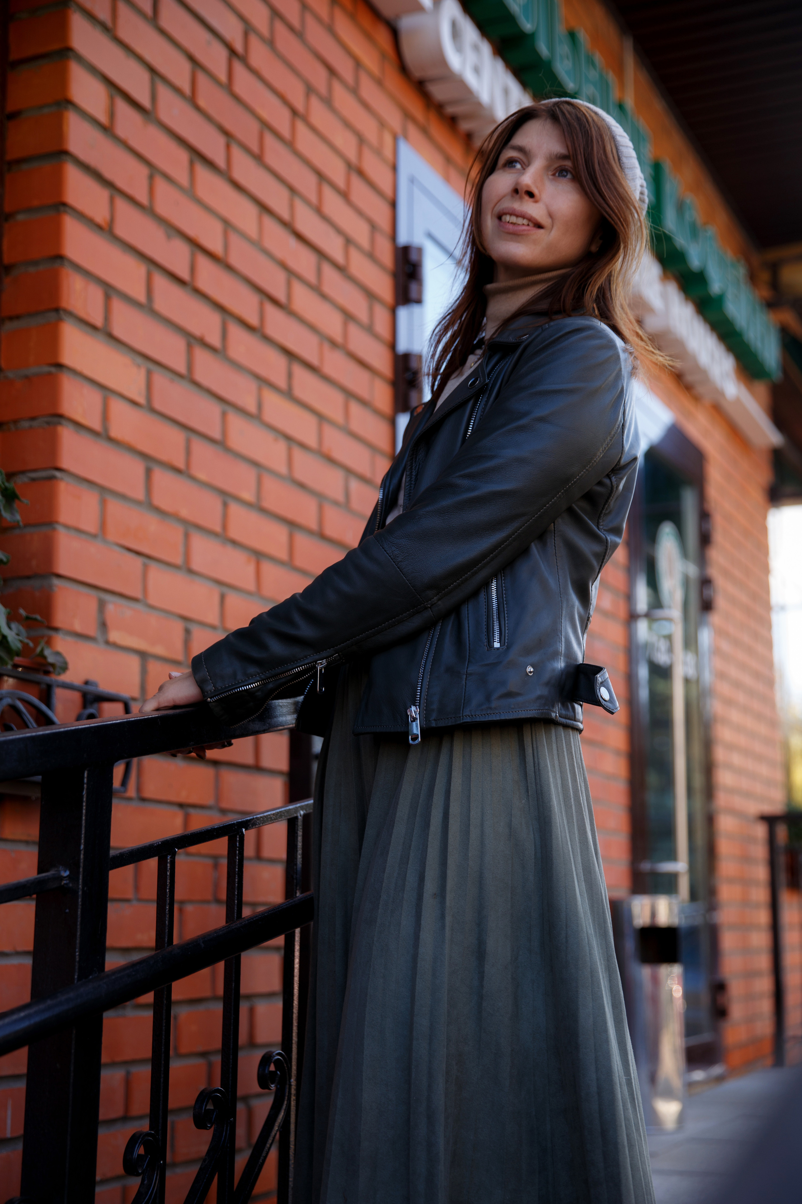 Мария у центрального кафе Архангельск