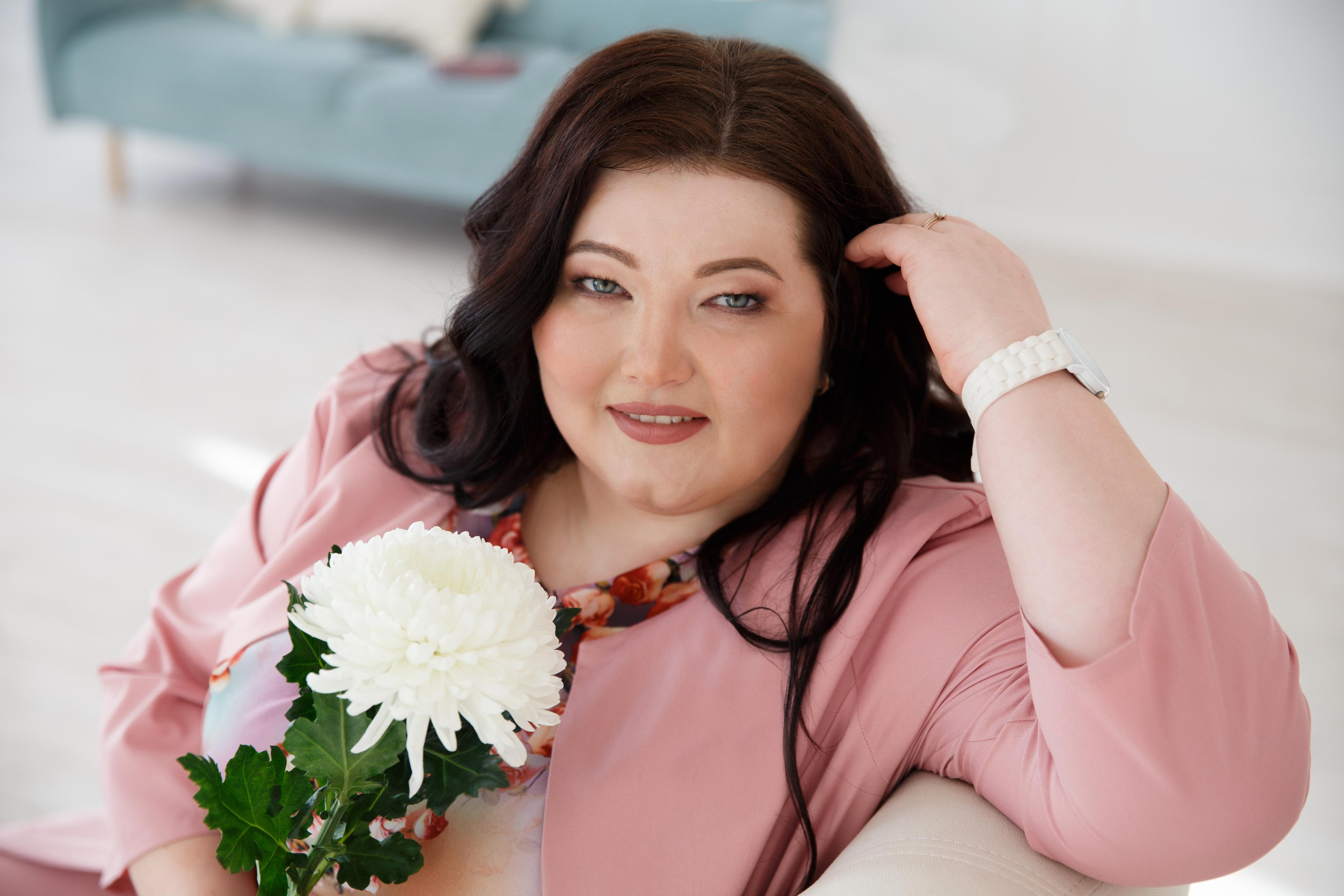 Светлана. Наставник, психолог, для тех кто хочет кратно вырасти в доходе. Женский и контент фотограф Люба Пунанцева. Северодвинск. Архангельск