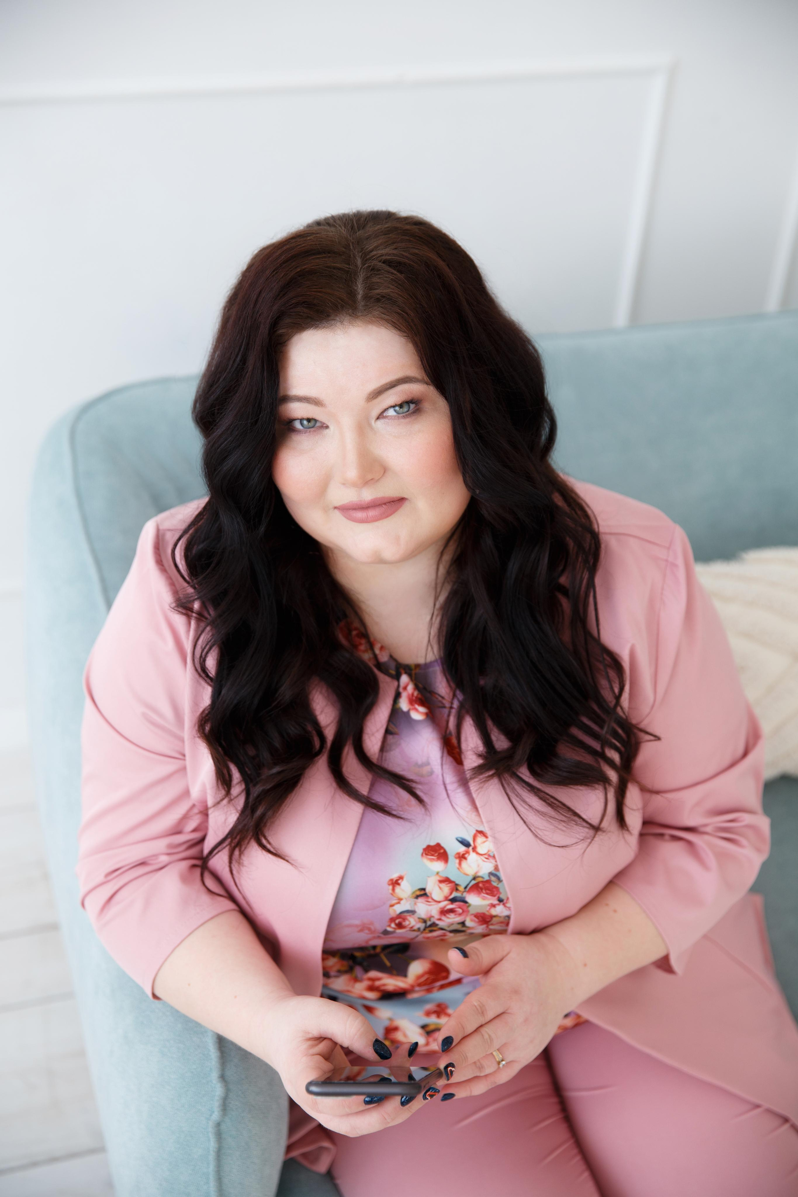 Светлана. Наставник, психолог, для тех кто хочет кратно вырасти в доходе. Женский и контент фотограф Люба Пунанцева. Северодвинск. Архангельск