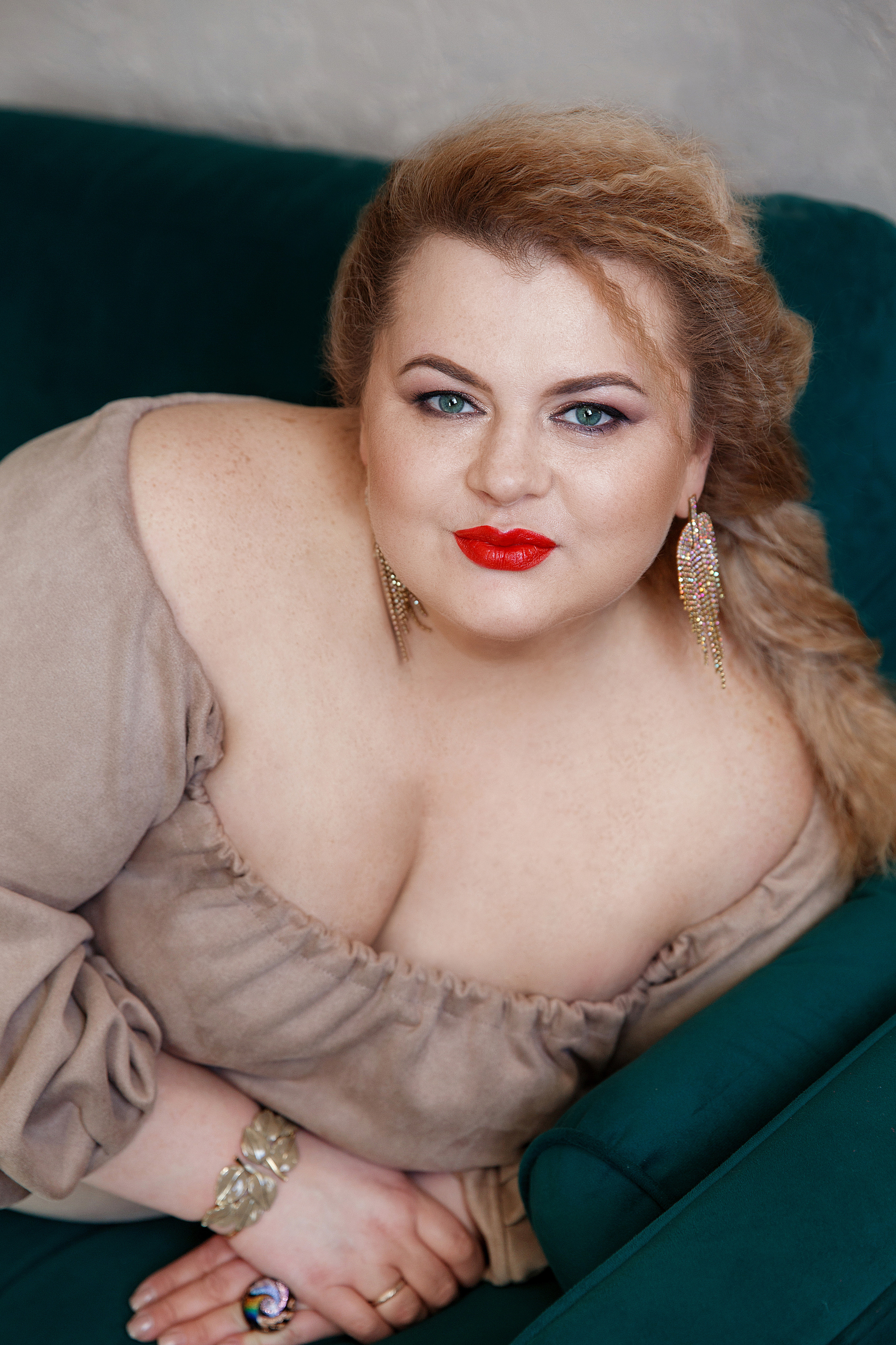 Студия красоты Манифест. Женский и контент фотограф Люба Пунанцева. Северодвинск. Архангельск