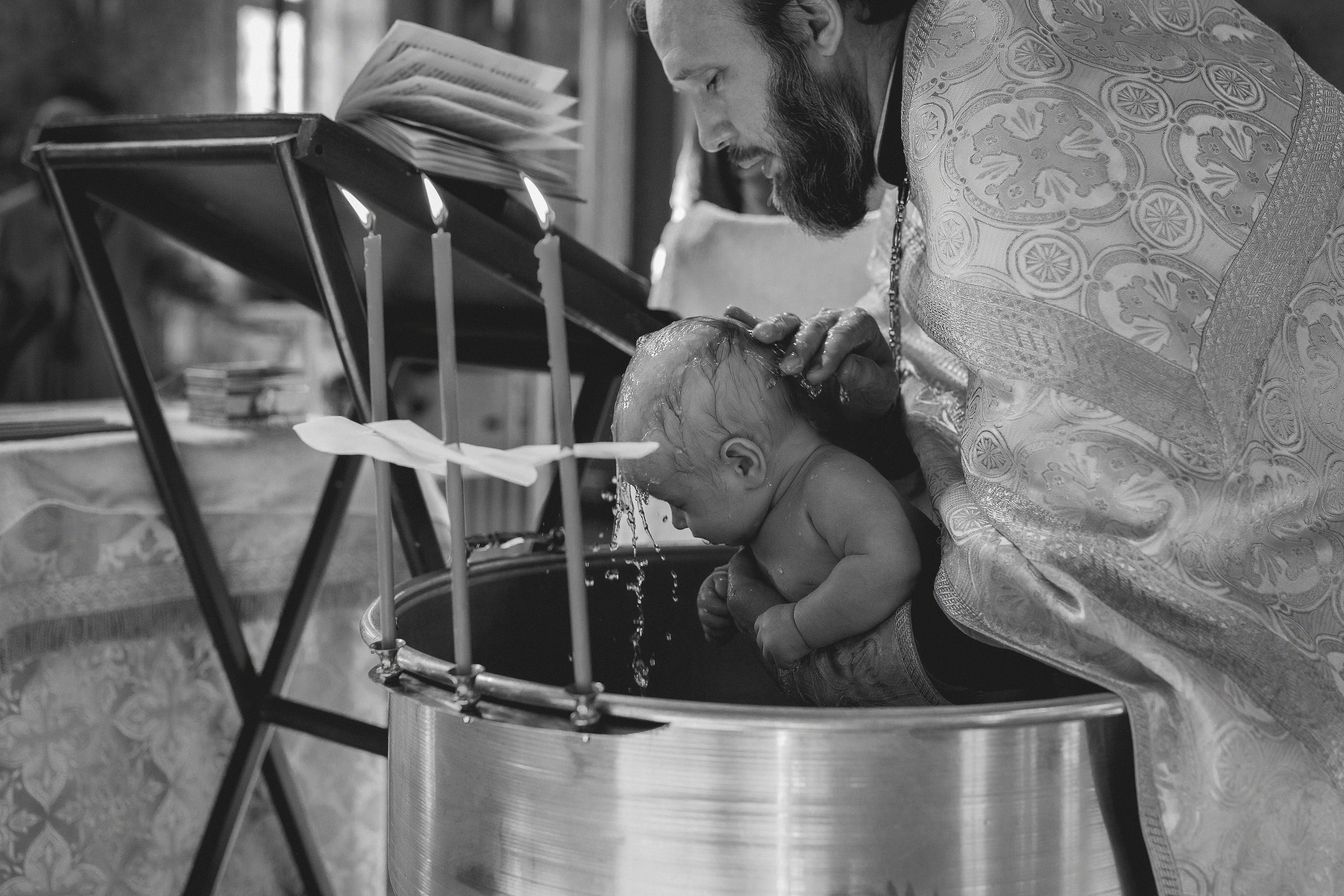 Крещение в храме Св. князя Георгия Всеволодовича. Фотограф беременности и семейный фотограф в Нижнем Новгороде Мила Шелест