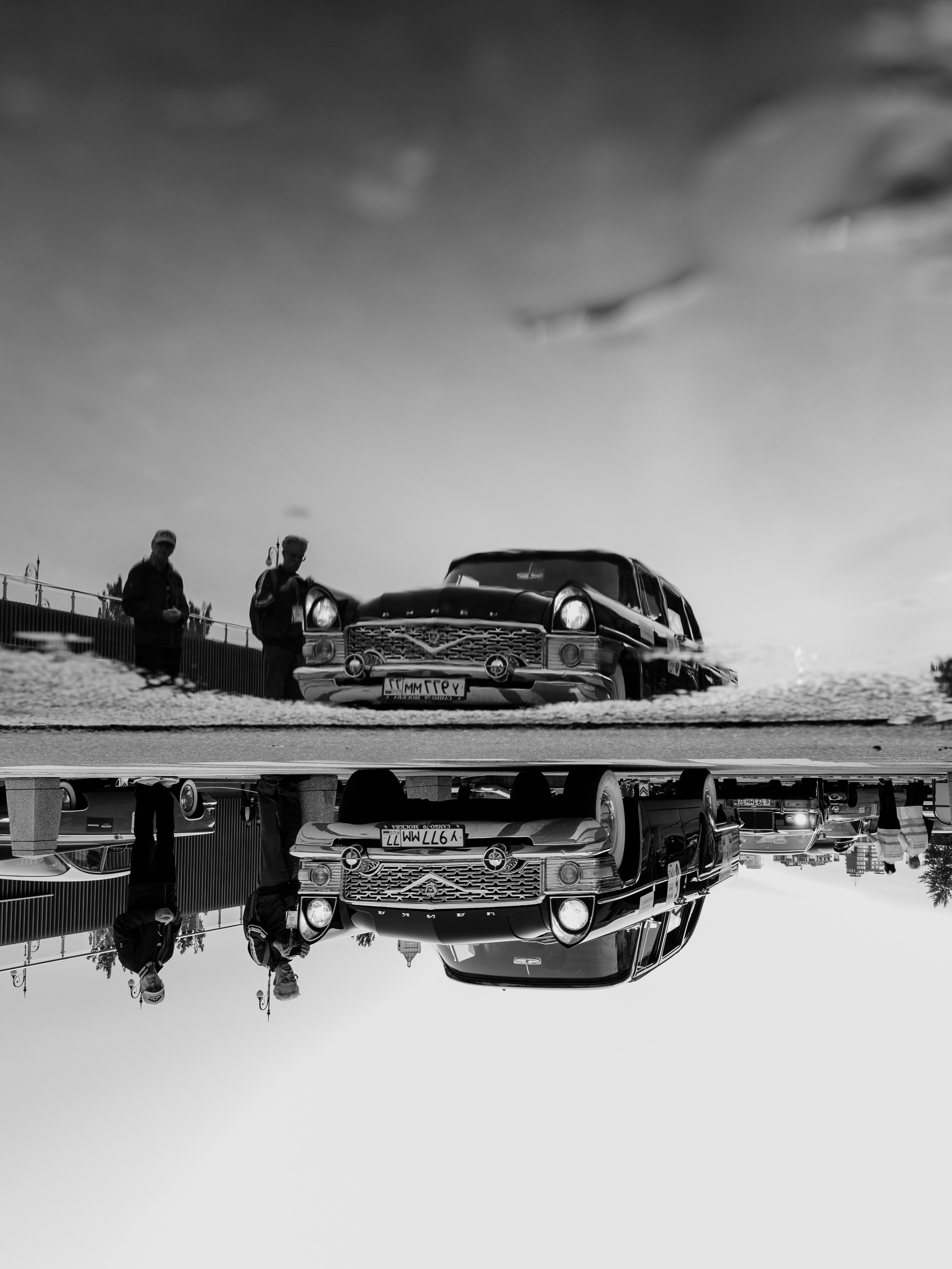 Ретро-ралли «Ночная Москва — 2023». Репортажный и портретный фотограф в Москве Илья Спиридонов