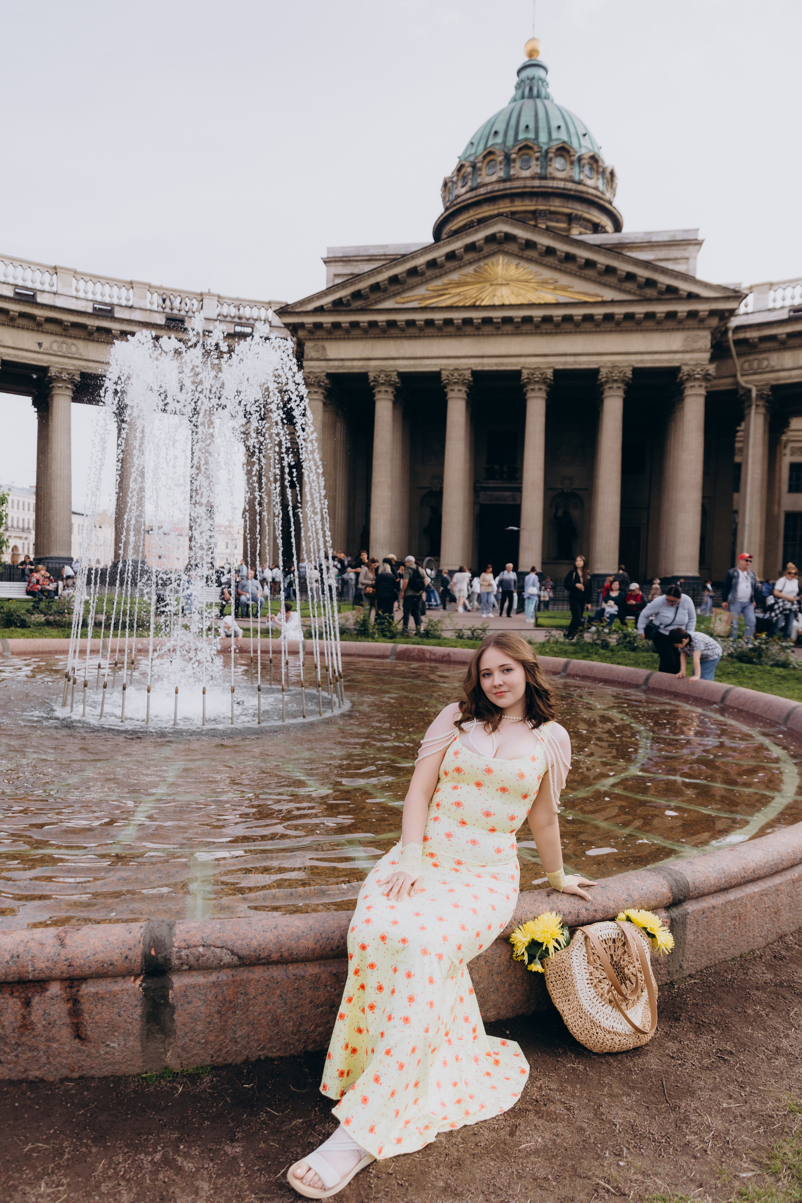 Полина | Фотосессия у Казанского собора. Фотограф в Санкт-Петербурге Разиля Идиятуллина