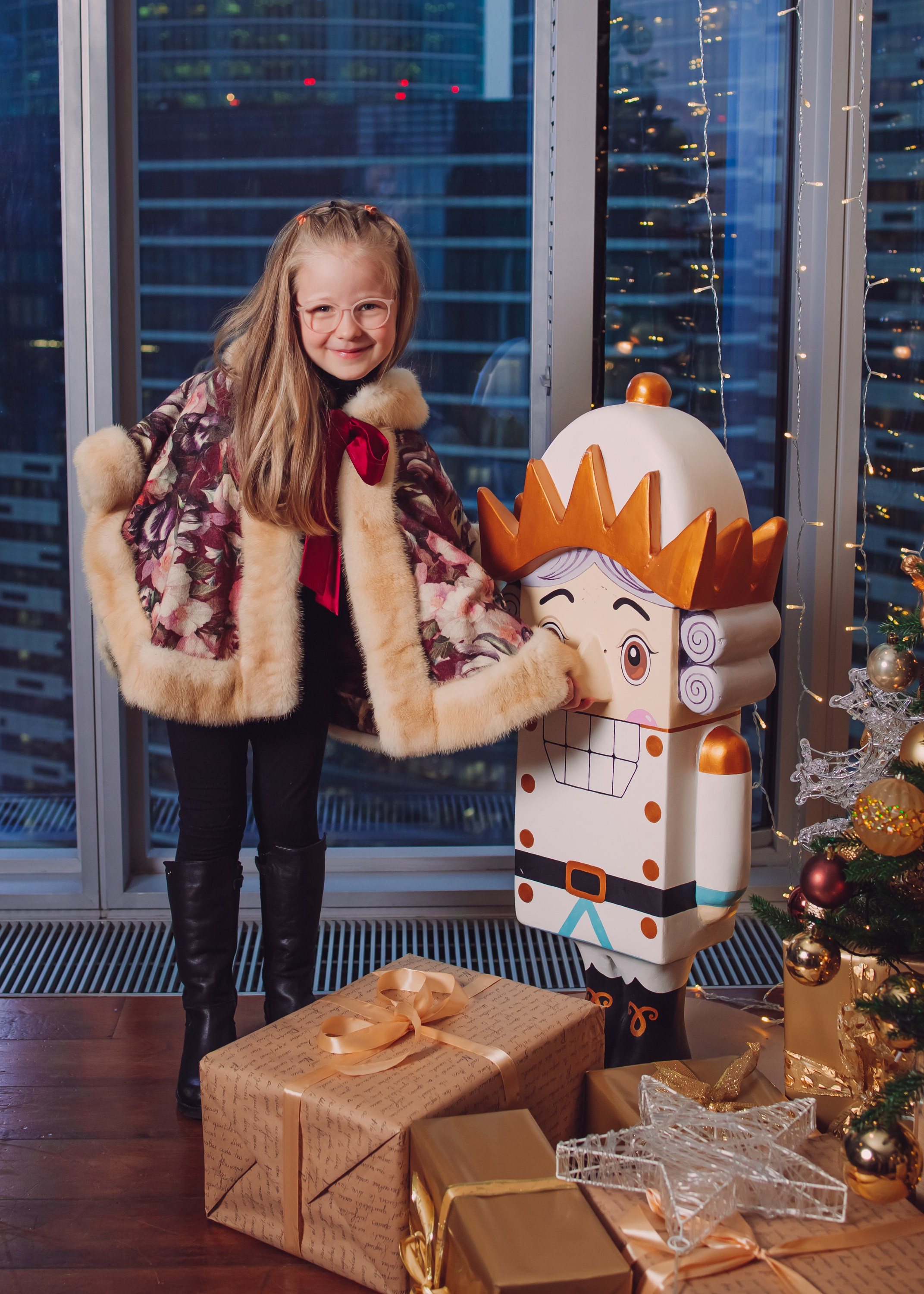 Новогодняя съемка в студии Алеси Марии. Агенство фотографов под любой запрос. Москва