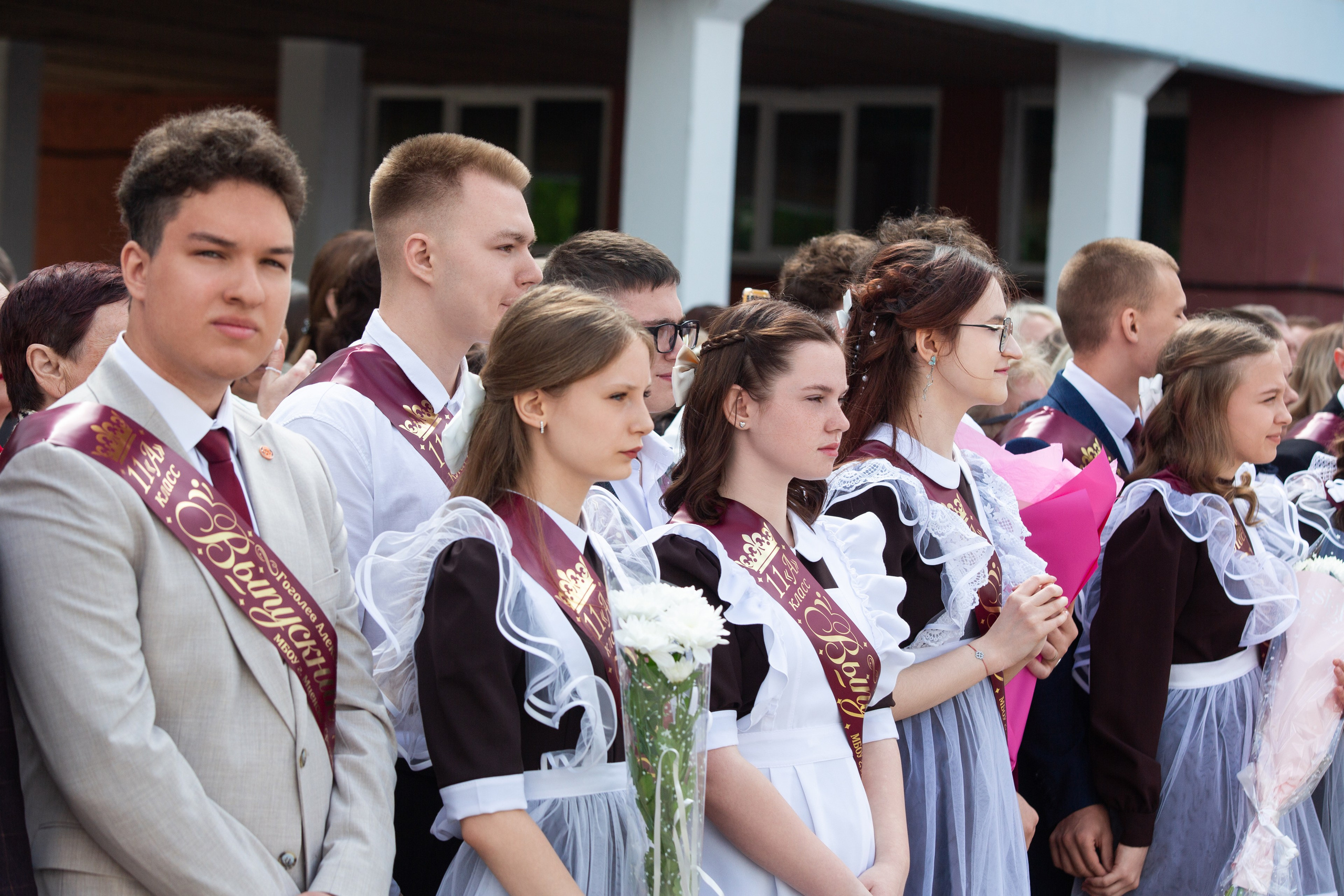 ПОСЛЕДНИЙ ЗВОНОК 2025 9 ШКОЛА Г. МЦЕНСК. Профессиональный фотограф в Мценске и Орловской области