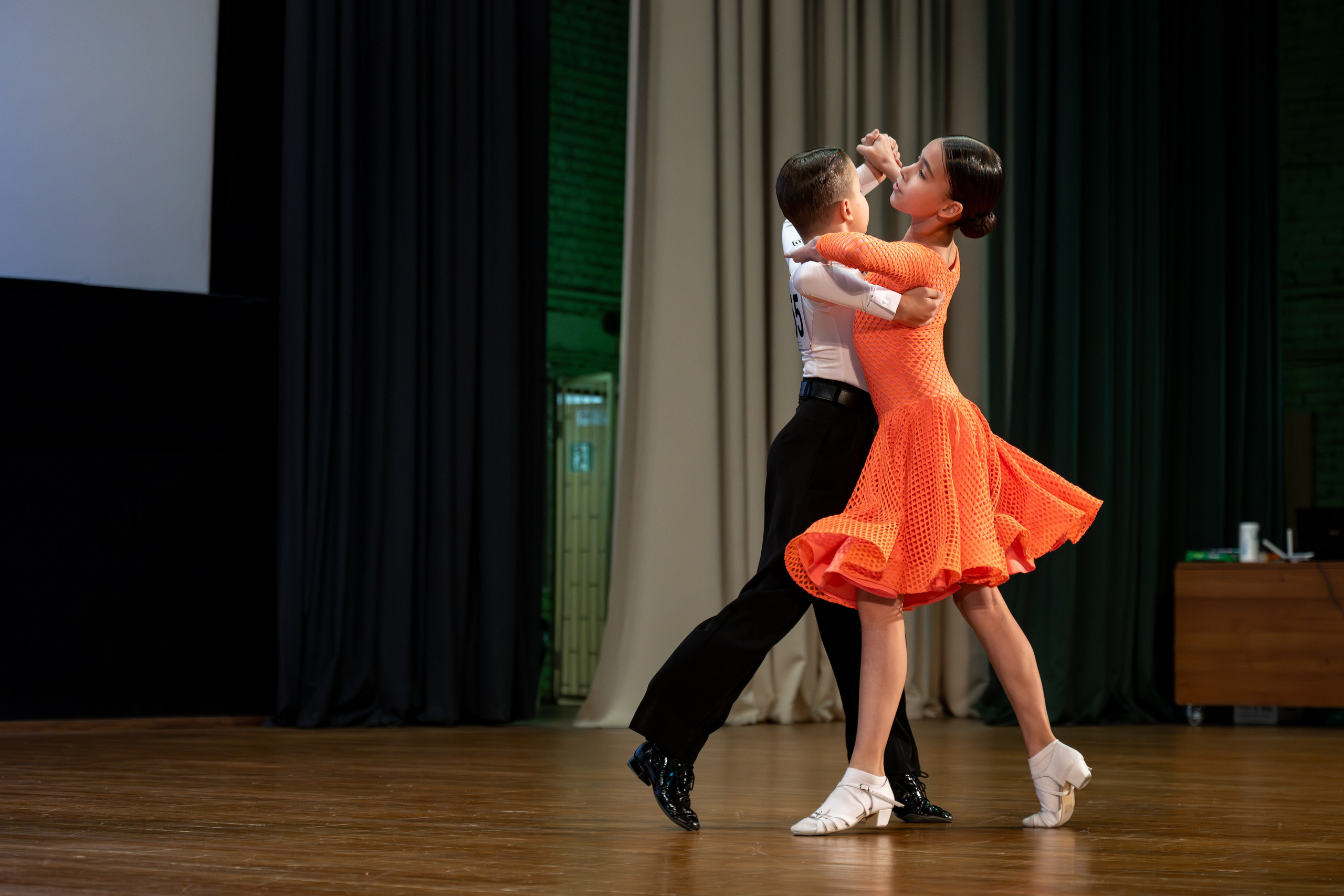 Турнир 30 ноября 2025. КонТакт — спортивные бальные танцы в Москве