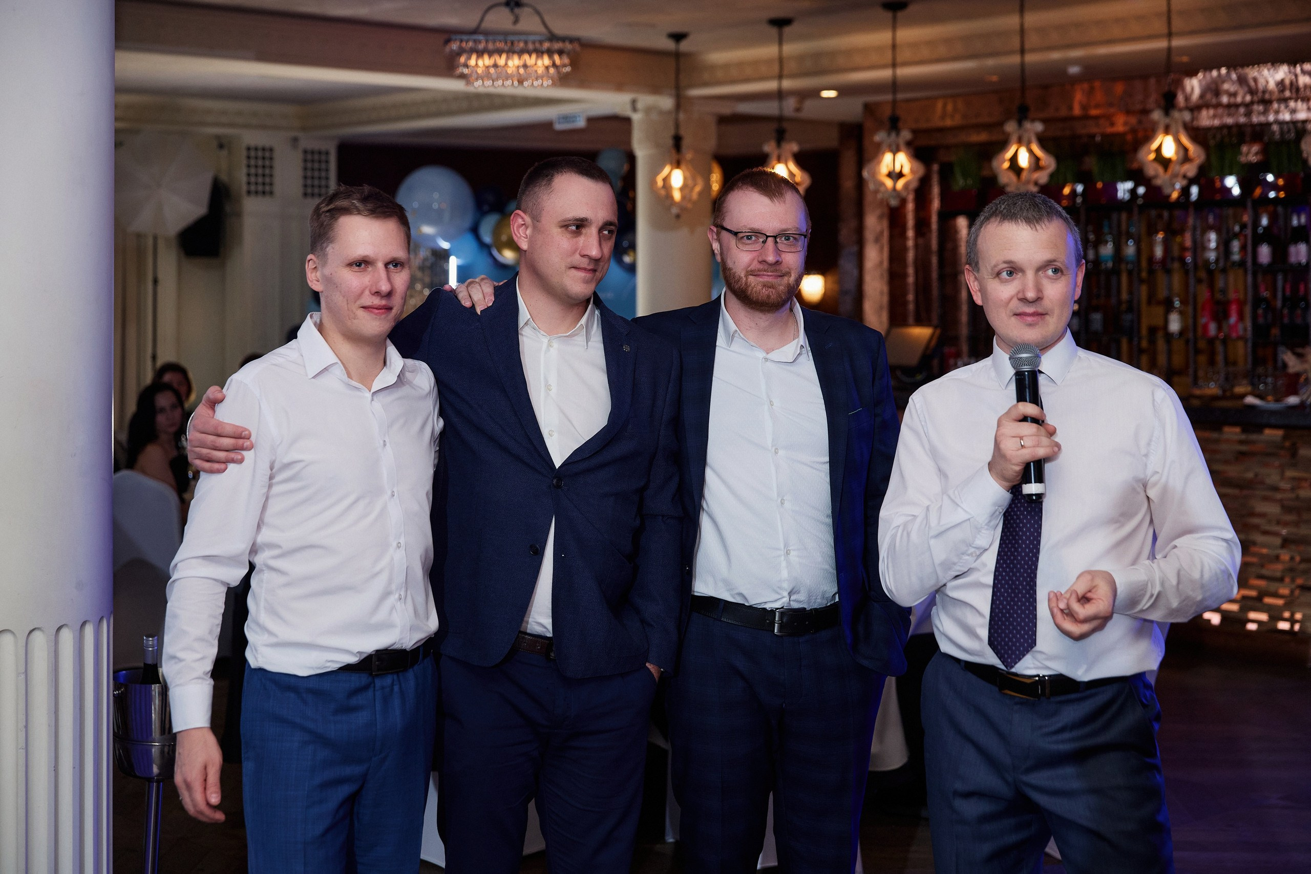 E8 / Новогодний корпоратив. Другой взгляд на фотографию