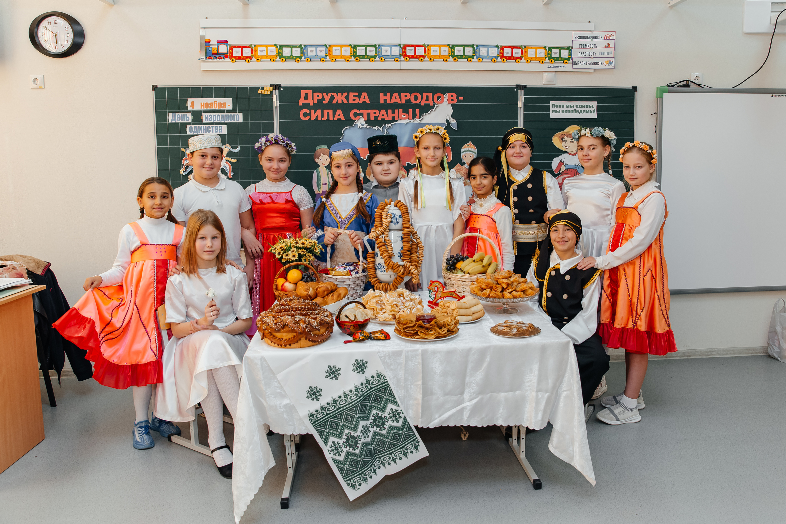 Фотосессия в начальной школе Крымск. Фотограф Любава Колесник. Выпускные альбомы в Крымском районе