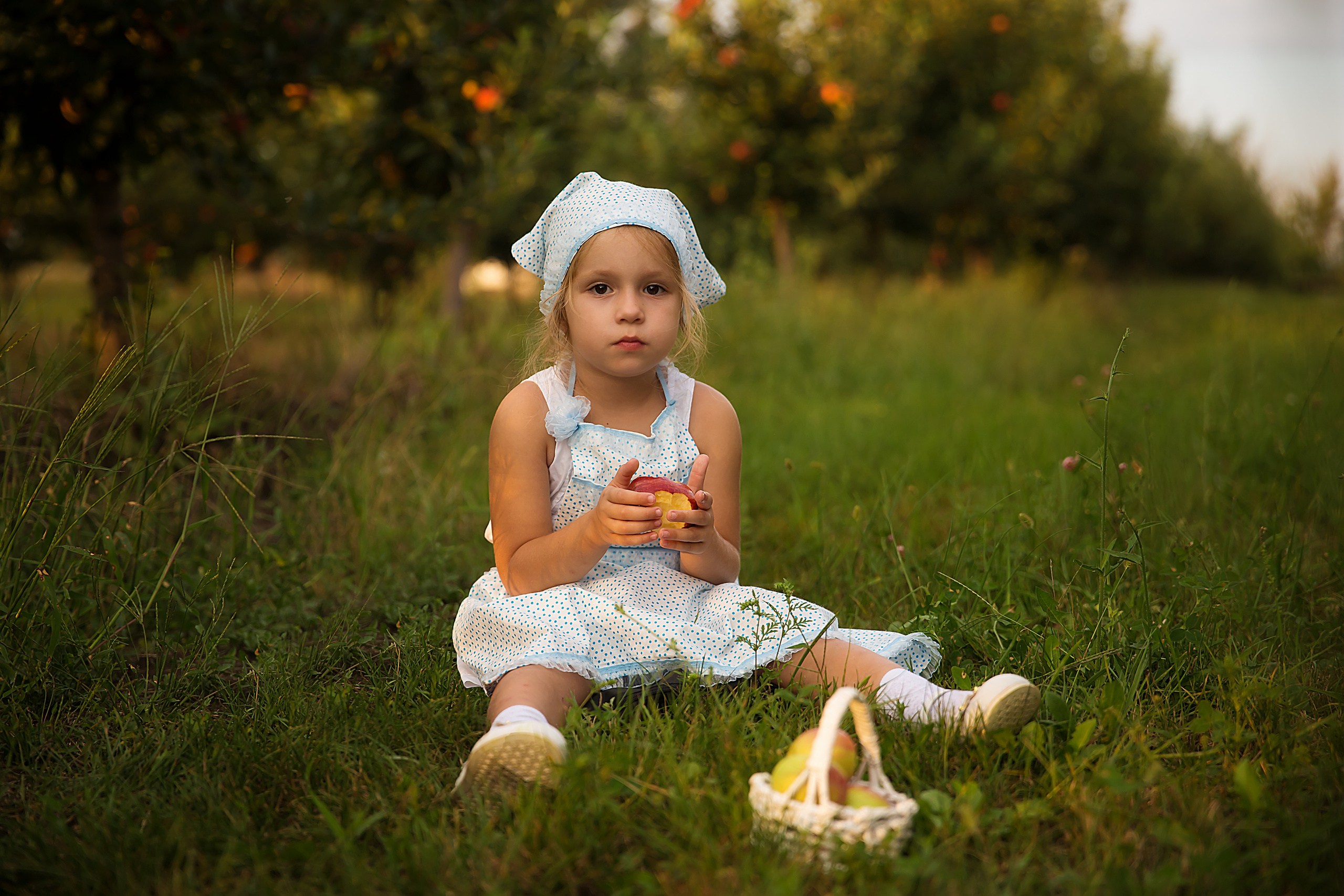 Творческие. Фотограф Любава Колесник. Выпускные альбомы в Крымском районе