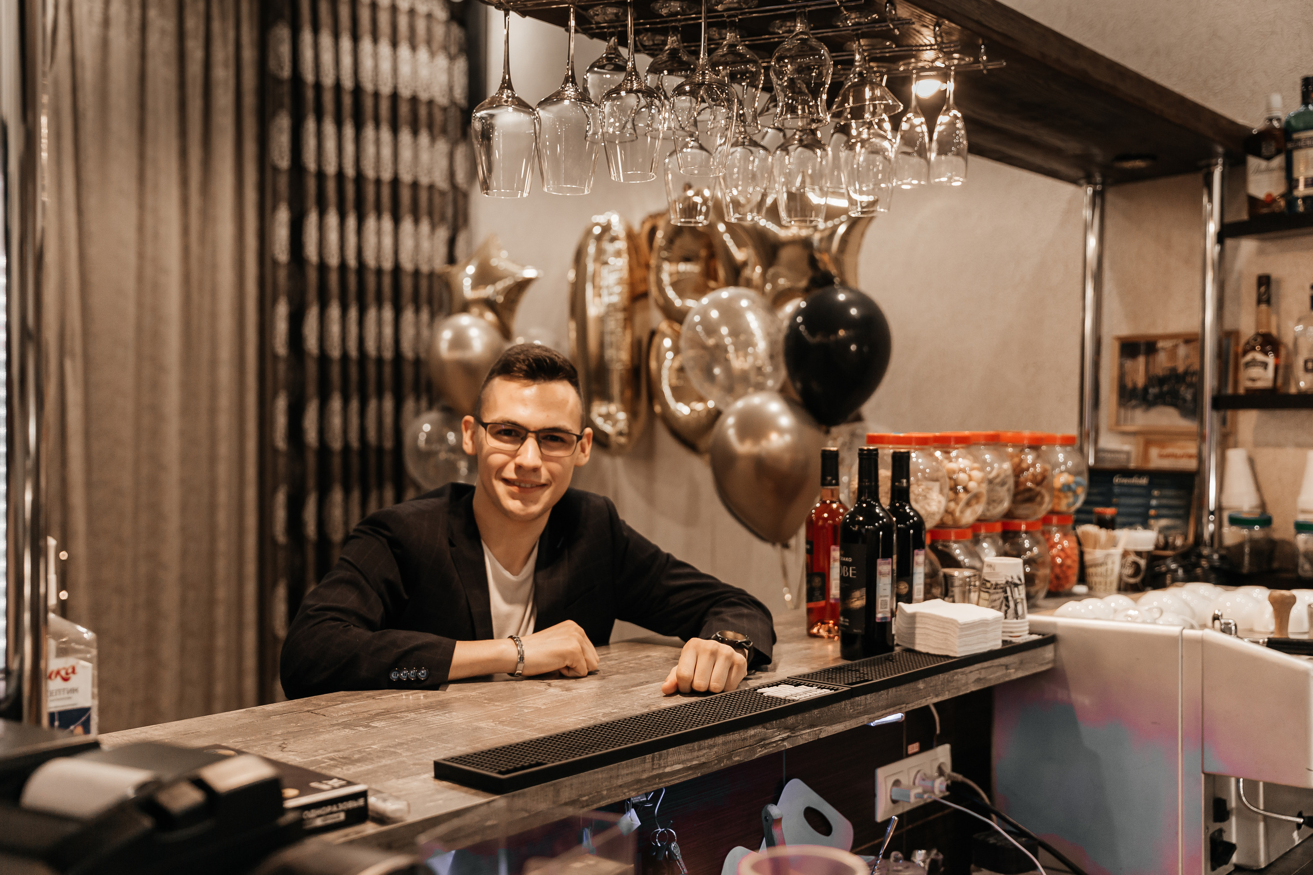 День рождения Владислава 18 лет. Фотограф Любава Колесник. Выпускные альбомы в Крымском районе