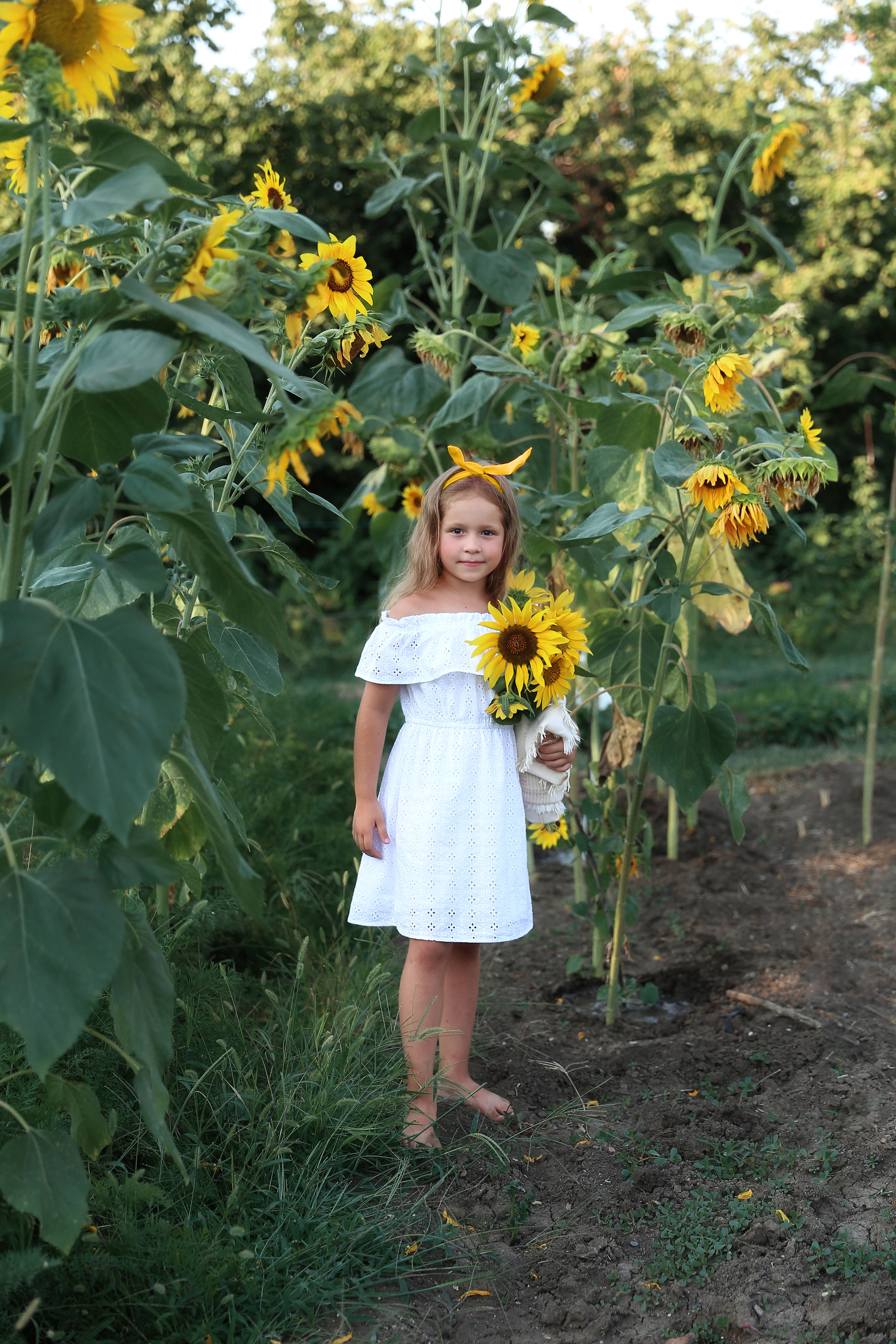 Творческие. Фотограф Любава Колесник. Выпускные альбомы в Крымском районе