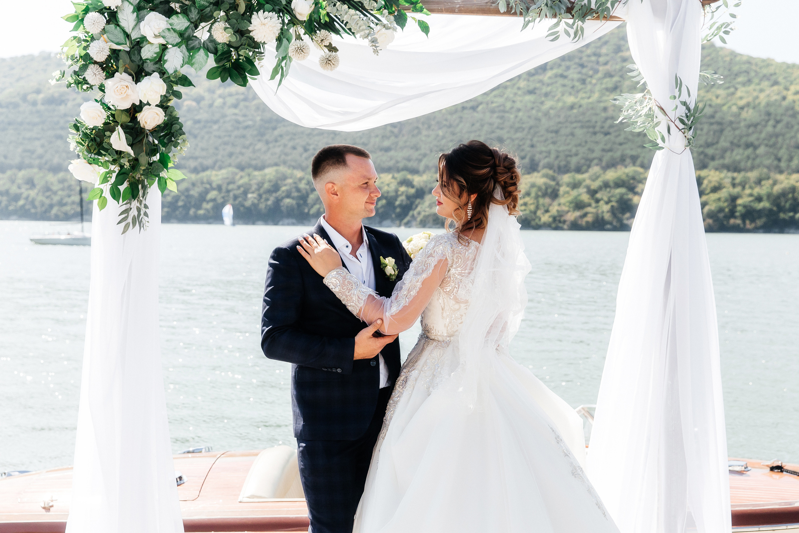 Свадьбы. Фотограф Любава Колесник. Выпускные альбомы в Крымском районе